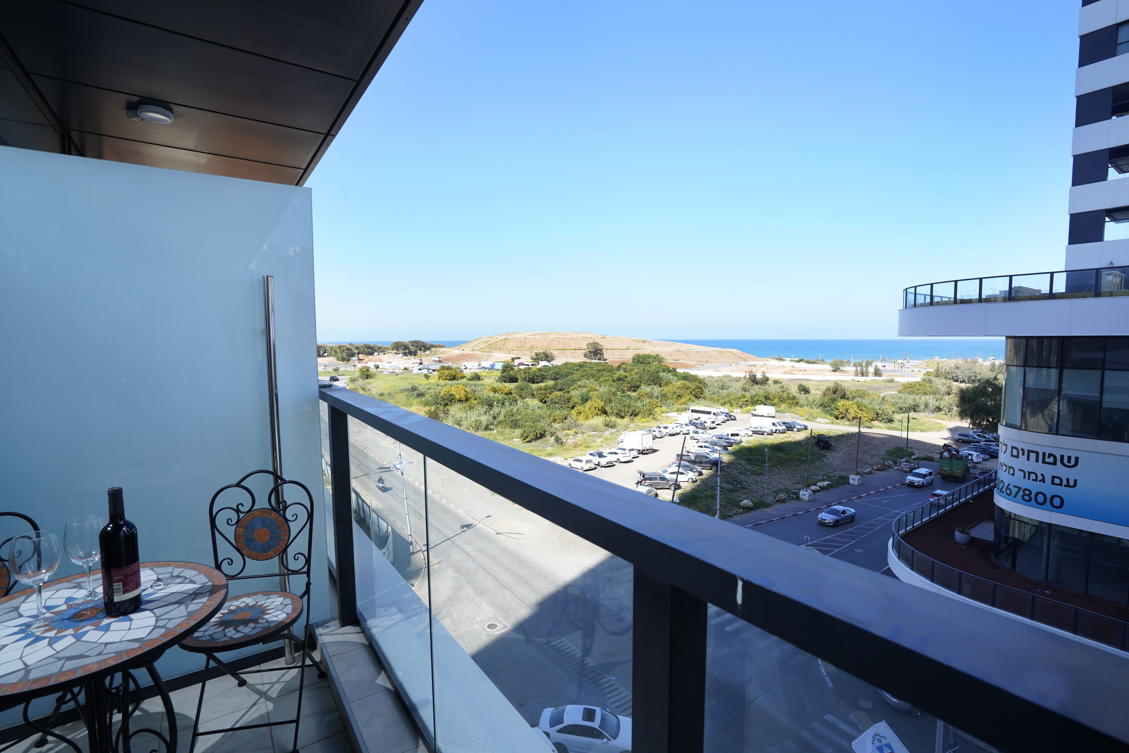 Hi-Yam SeaView Apartments & Suites