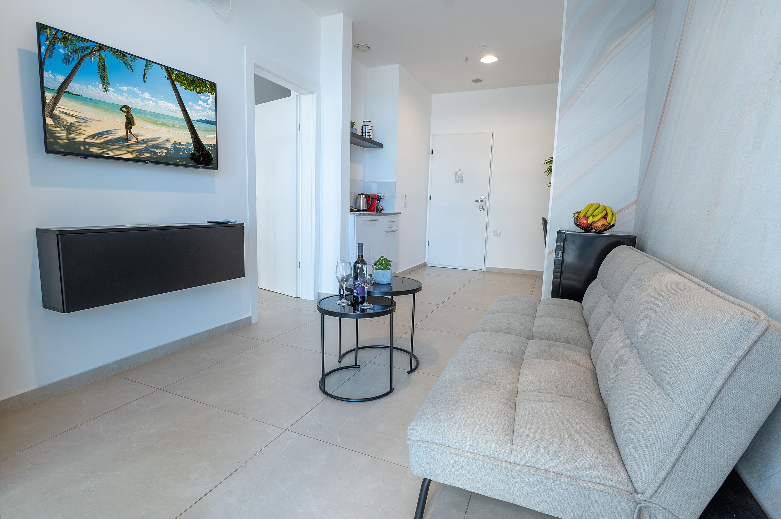 Hi-Yam SeaView Apartments & Suites