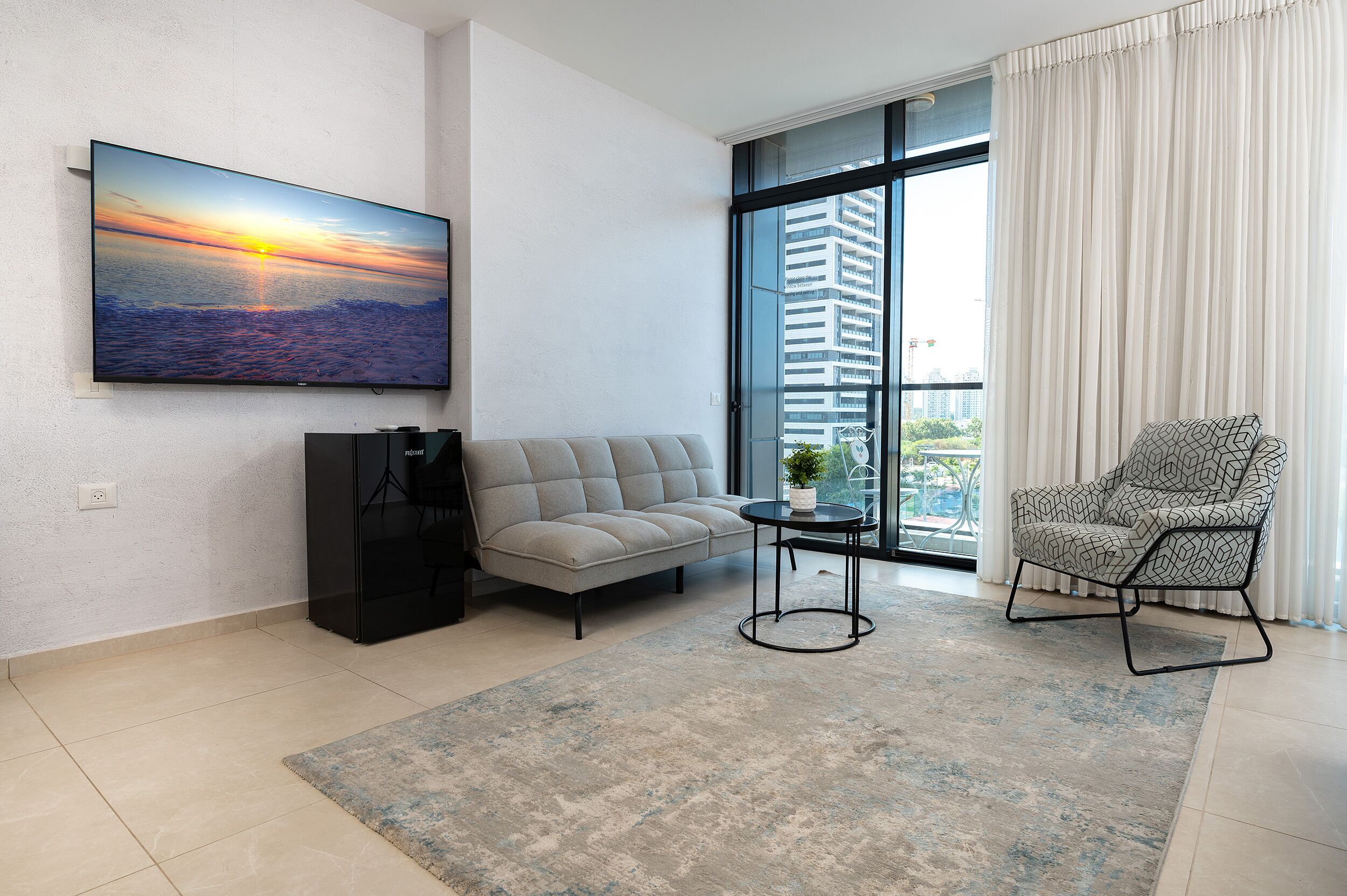Hi-Yam SeaView Apartments & Suites