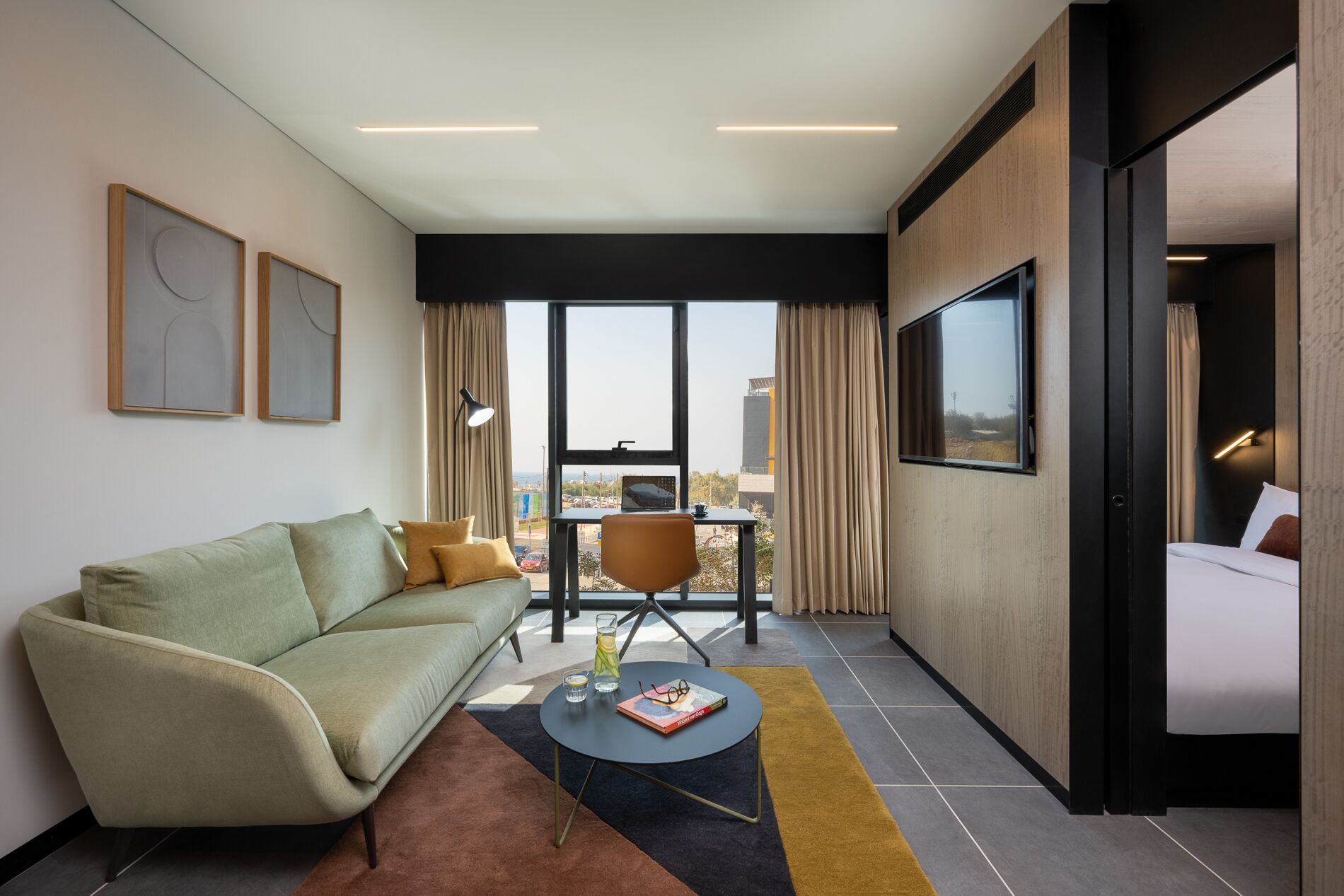 Master Bat Yam Aparthotel