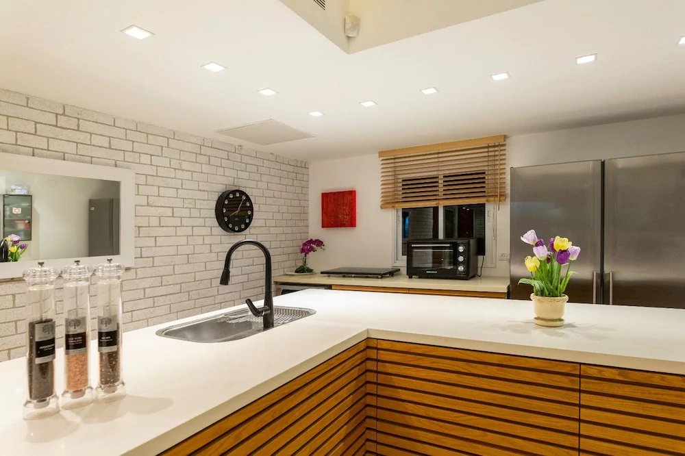 Alma Suites