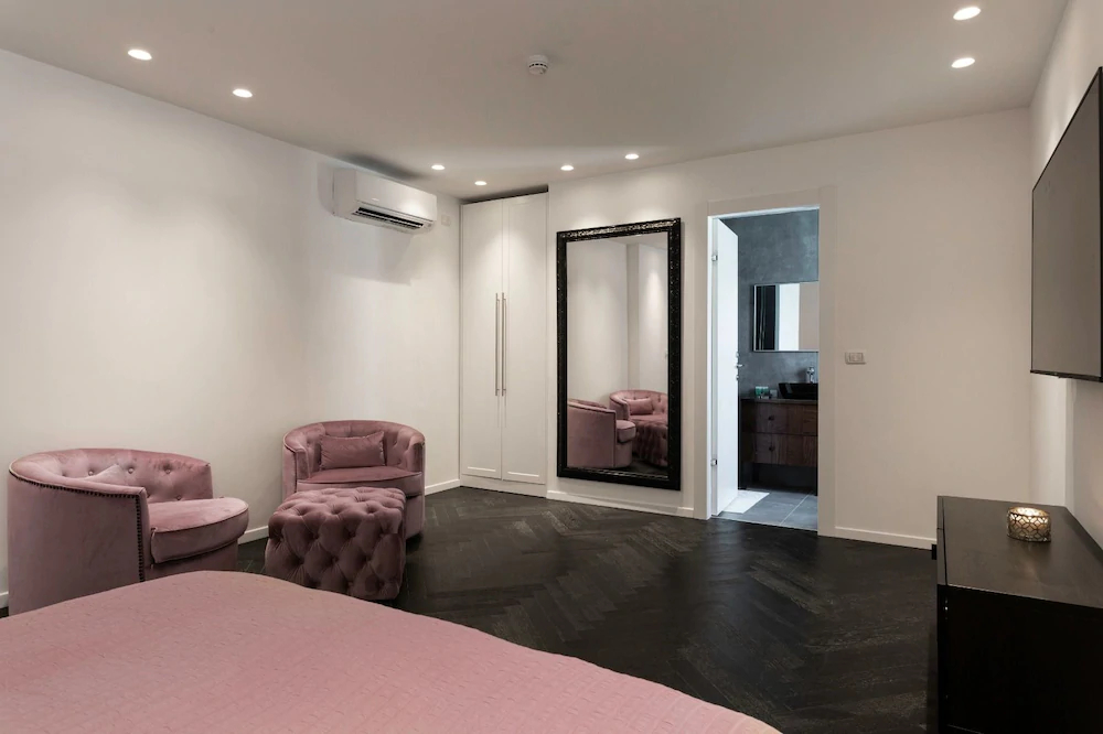 Alma Suites