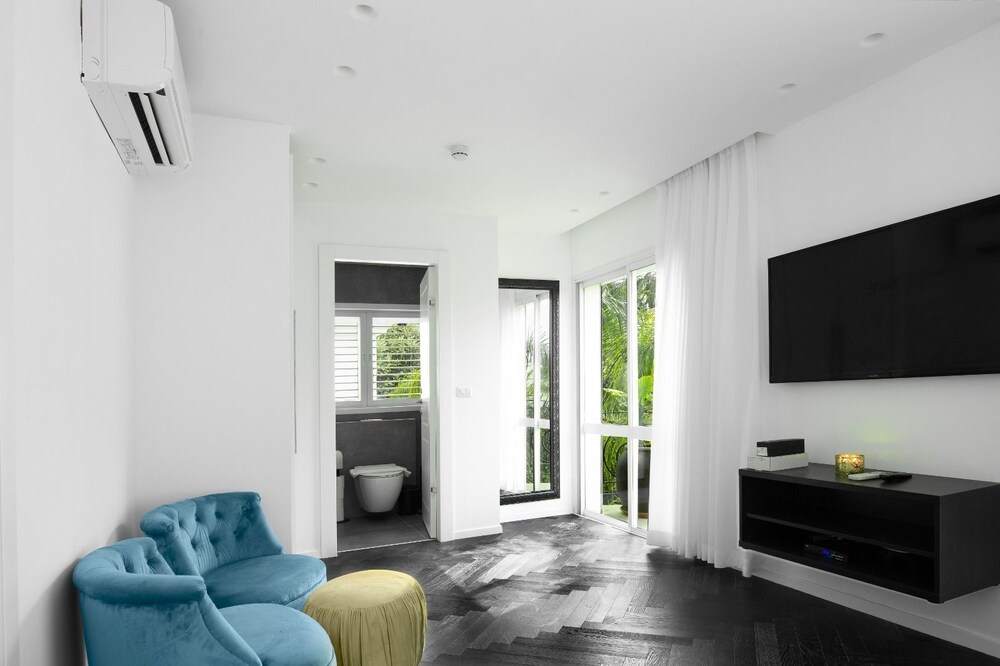 Alma Suites