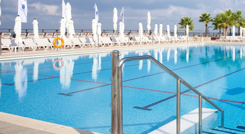 Dan Accadia Herzliya Hotel