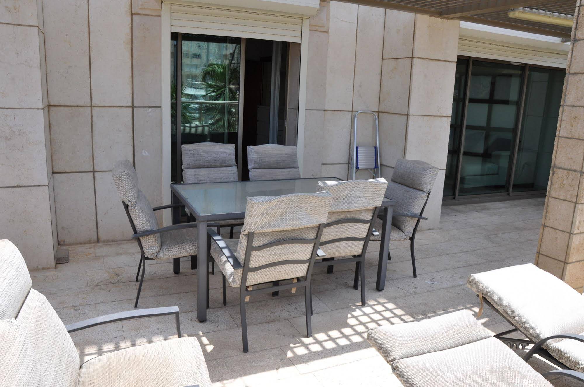 Hosteeva Marina Luxury Suite