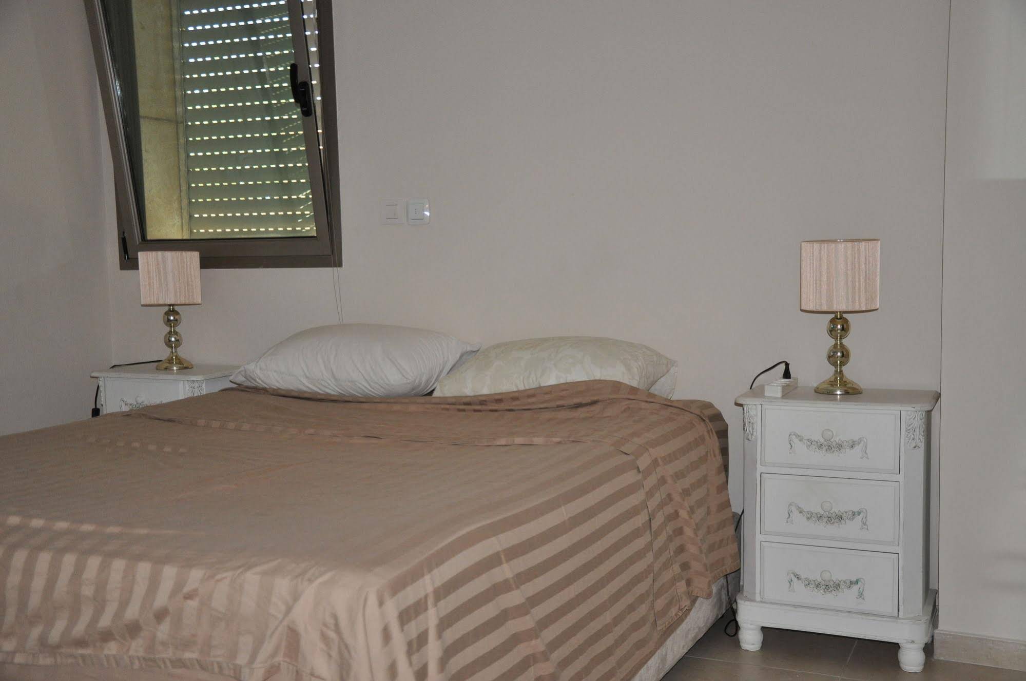 Hosteeva Marina Luxury Suite