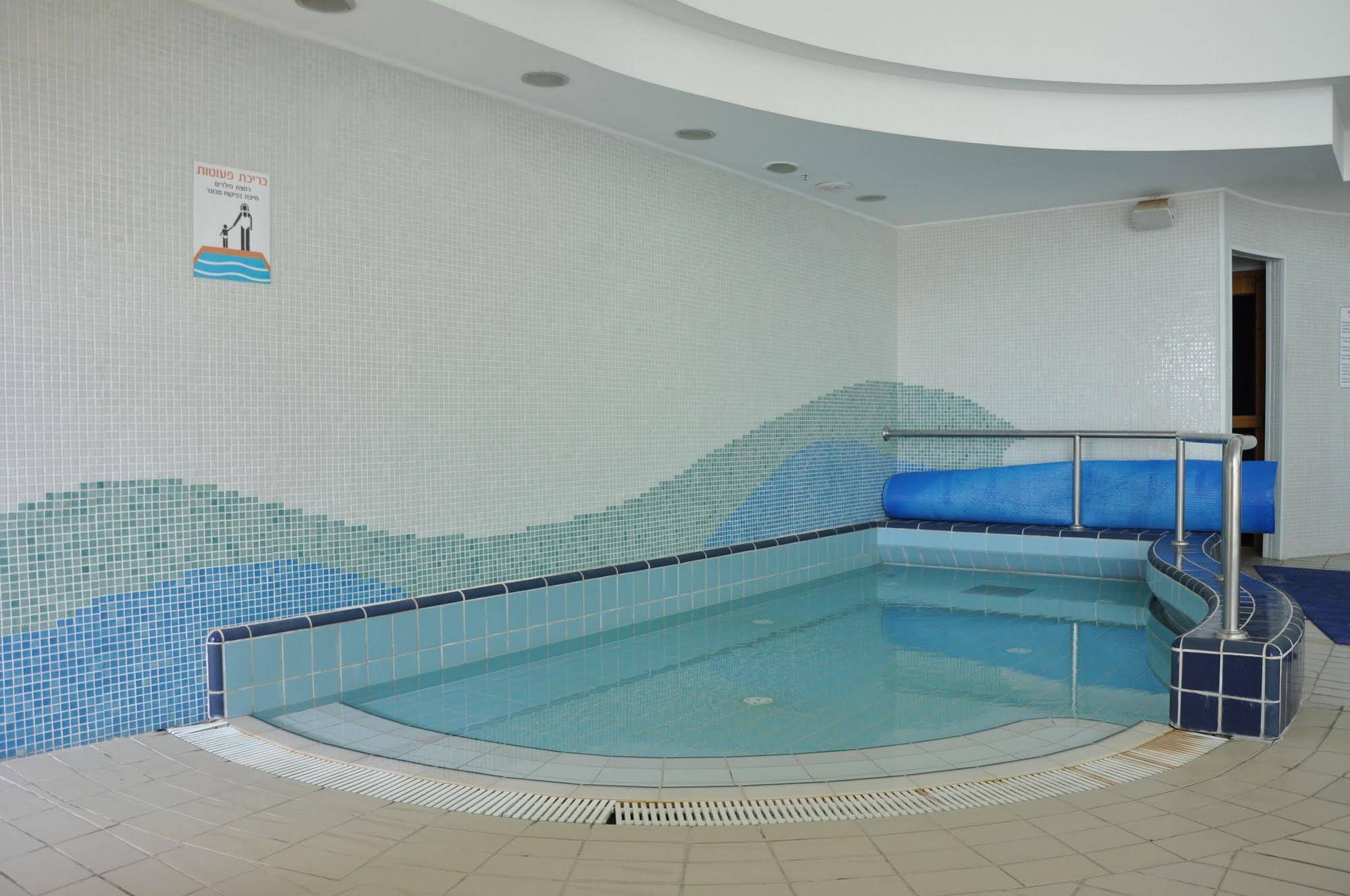 Hosteeva Marina Luxury Suite