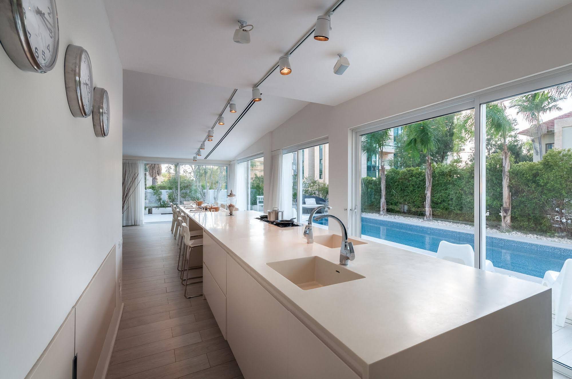 Magical Villa In Herzliya