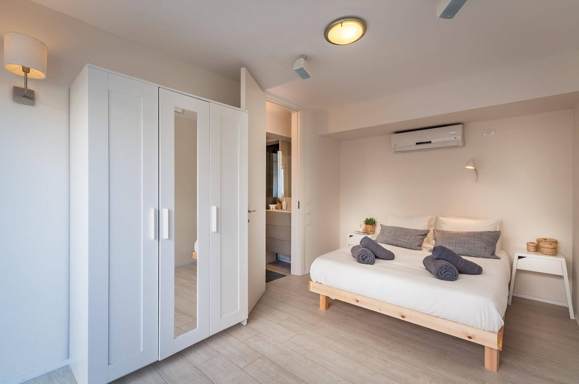 Magical Villa In Herzliya