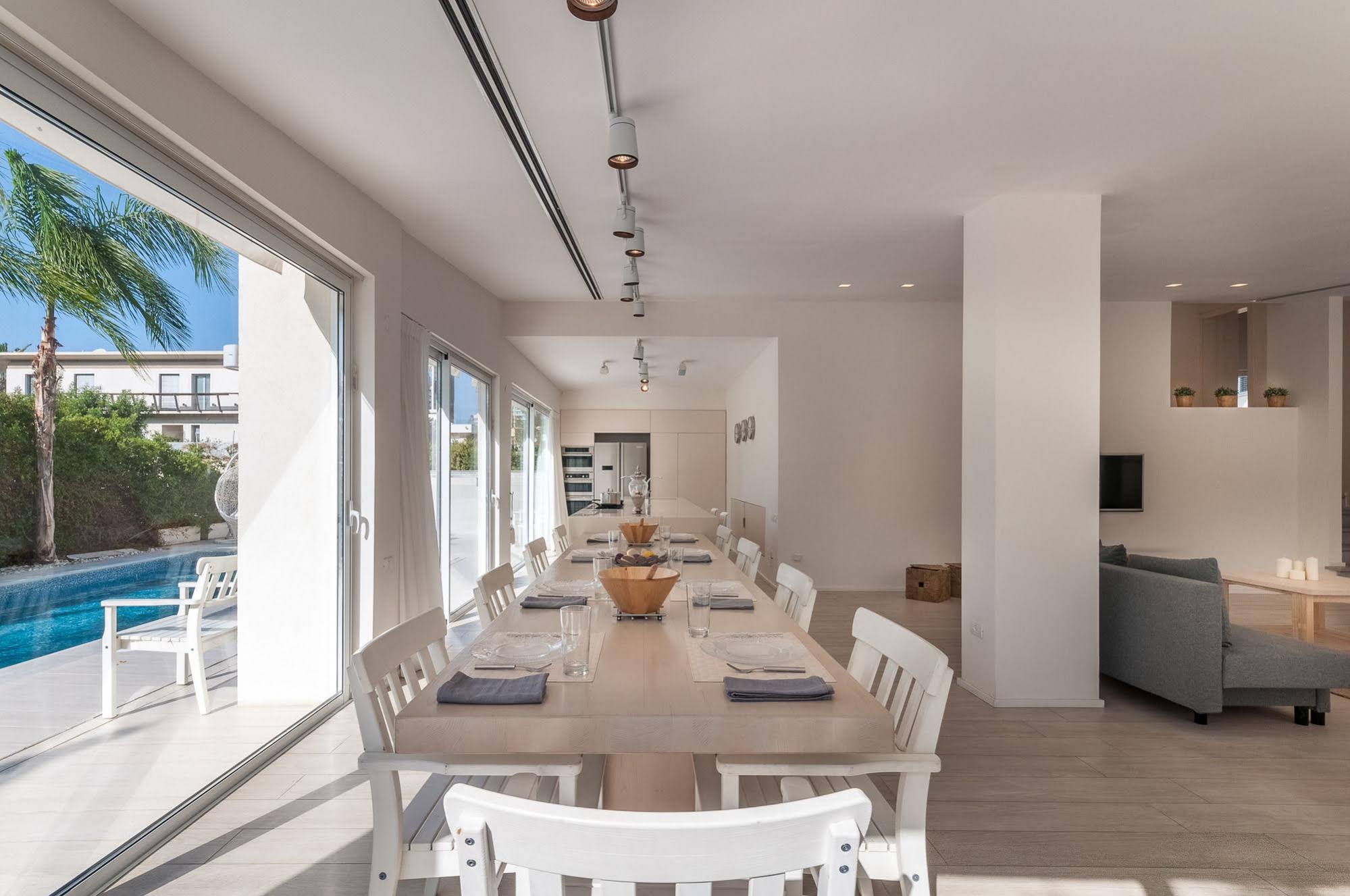 Magical Villa In Herzliya