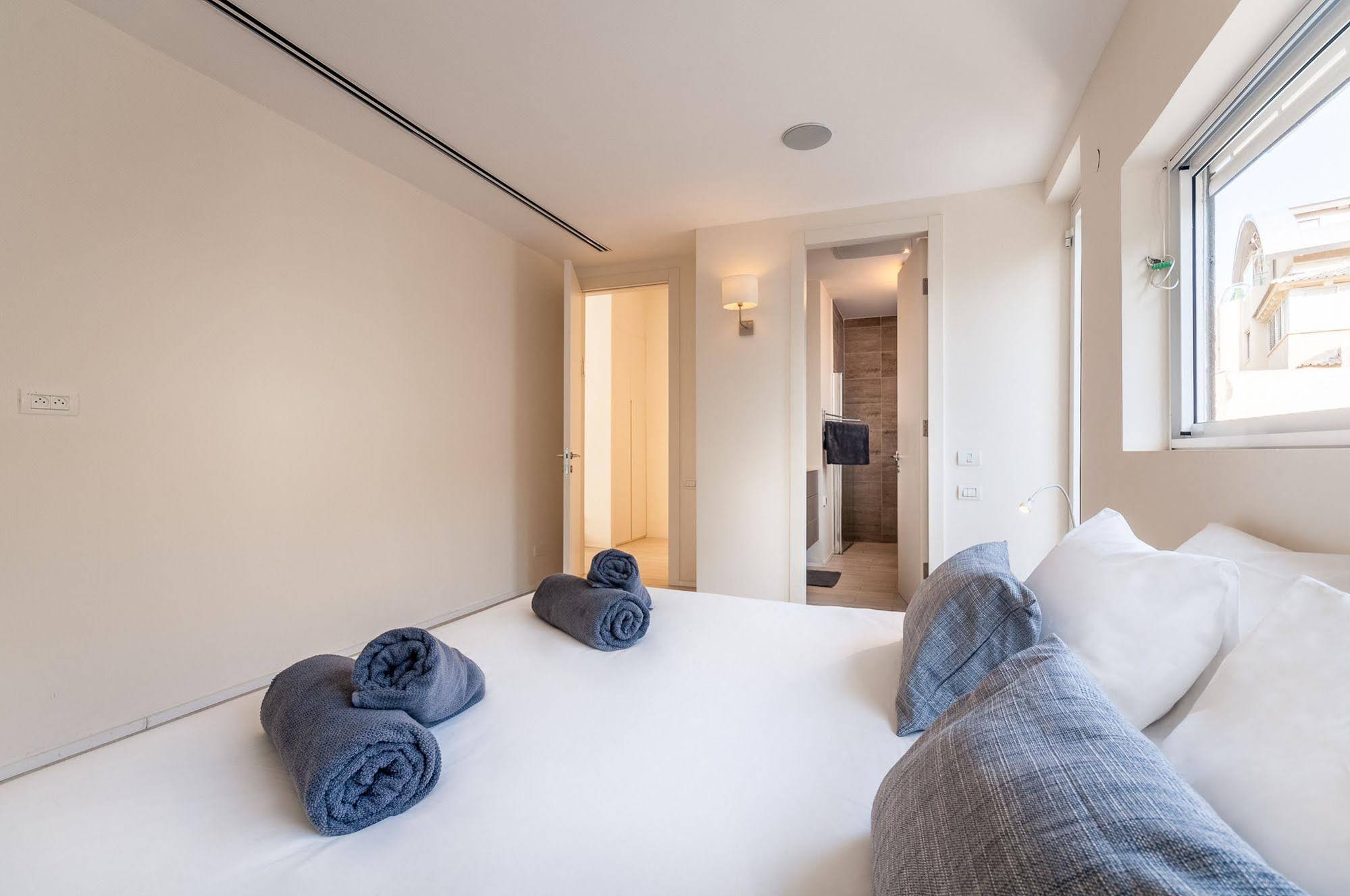 Magical Villa In Herzliya