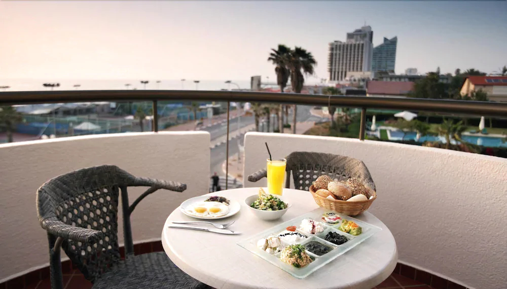 Marine Heights Suites