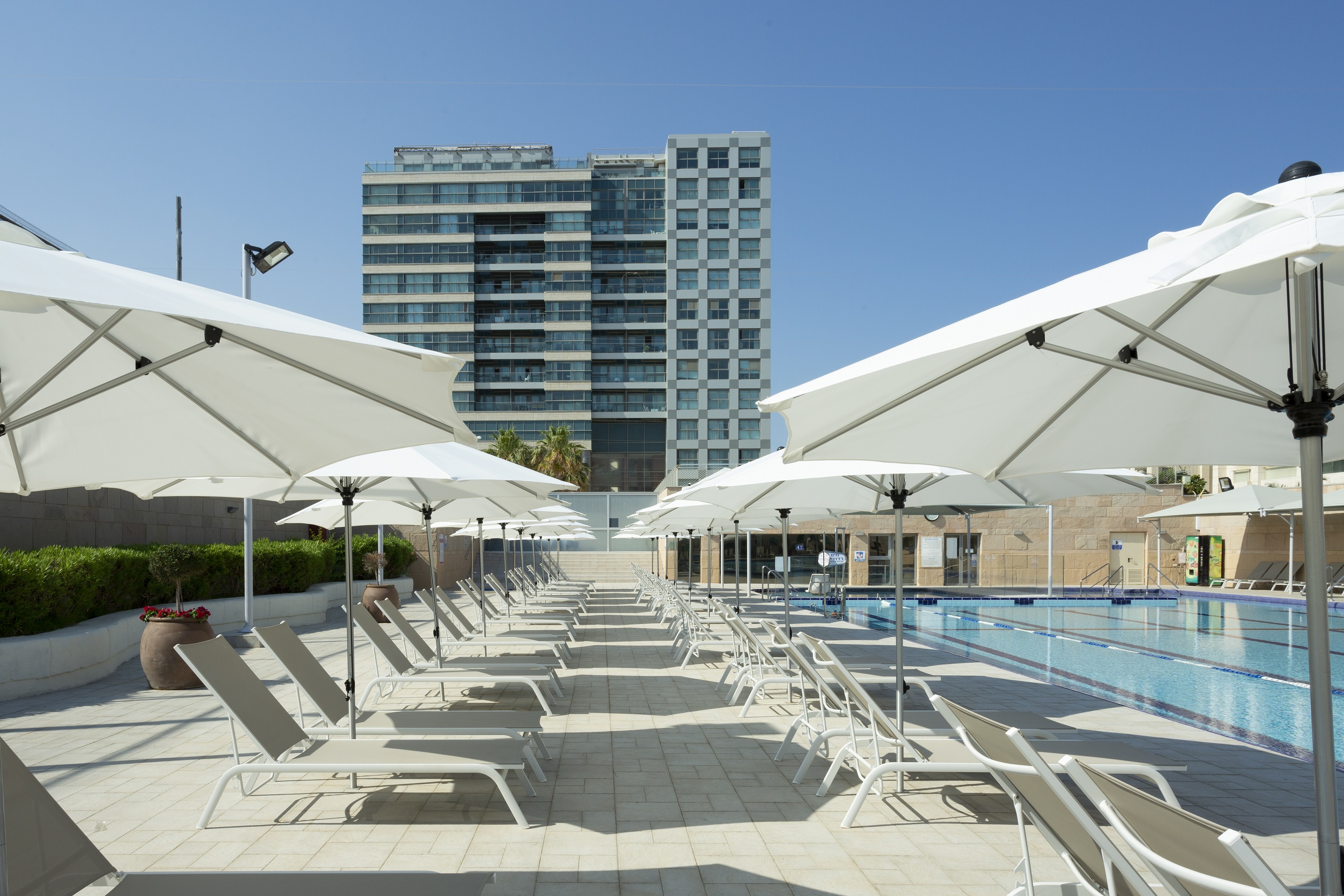 ApartHotel Okeanos on the Beach