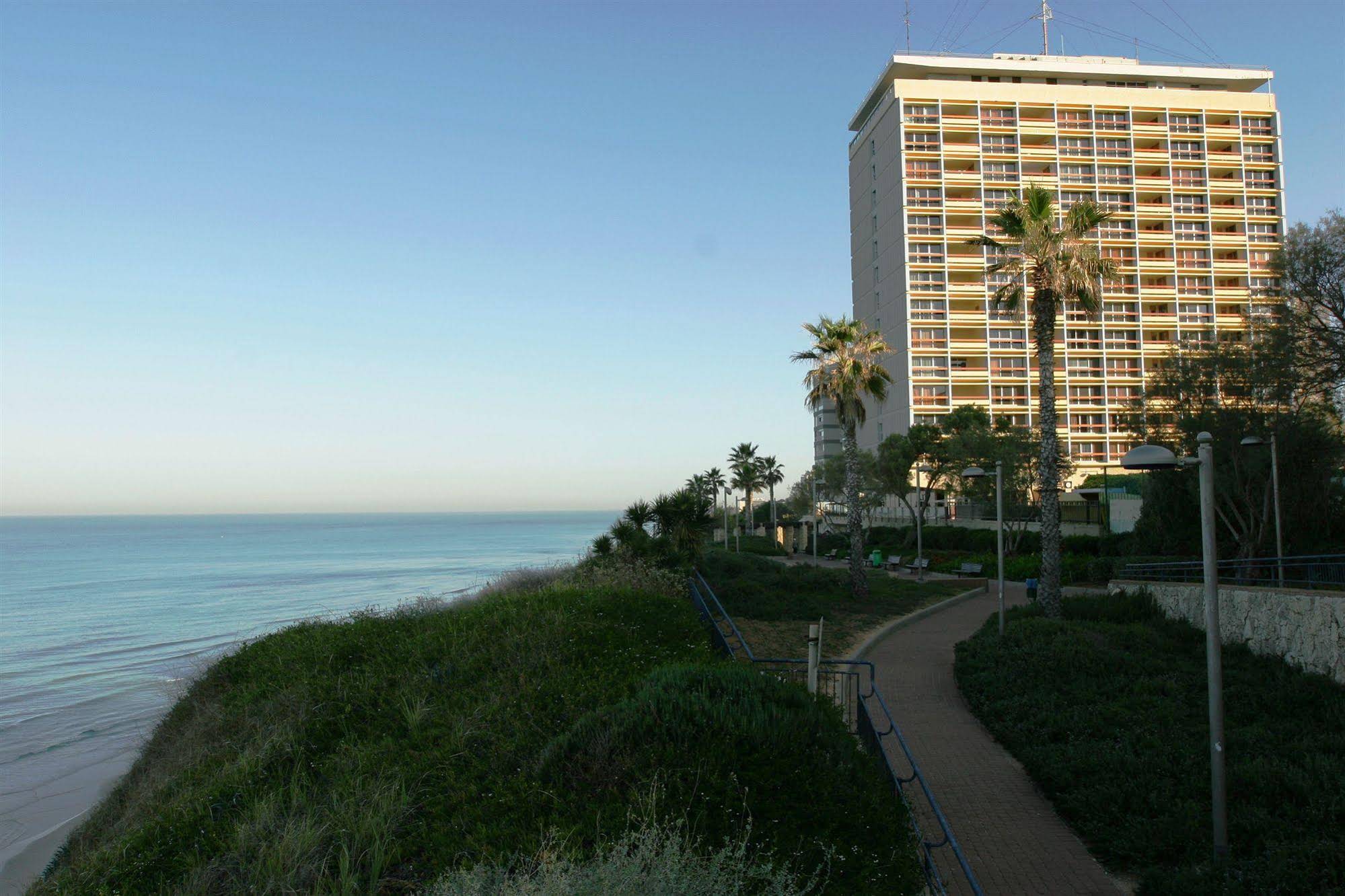 The Seasons Hotel on The Sea Boutique Hotel
