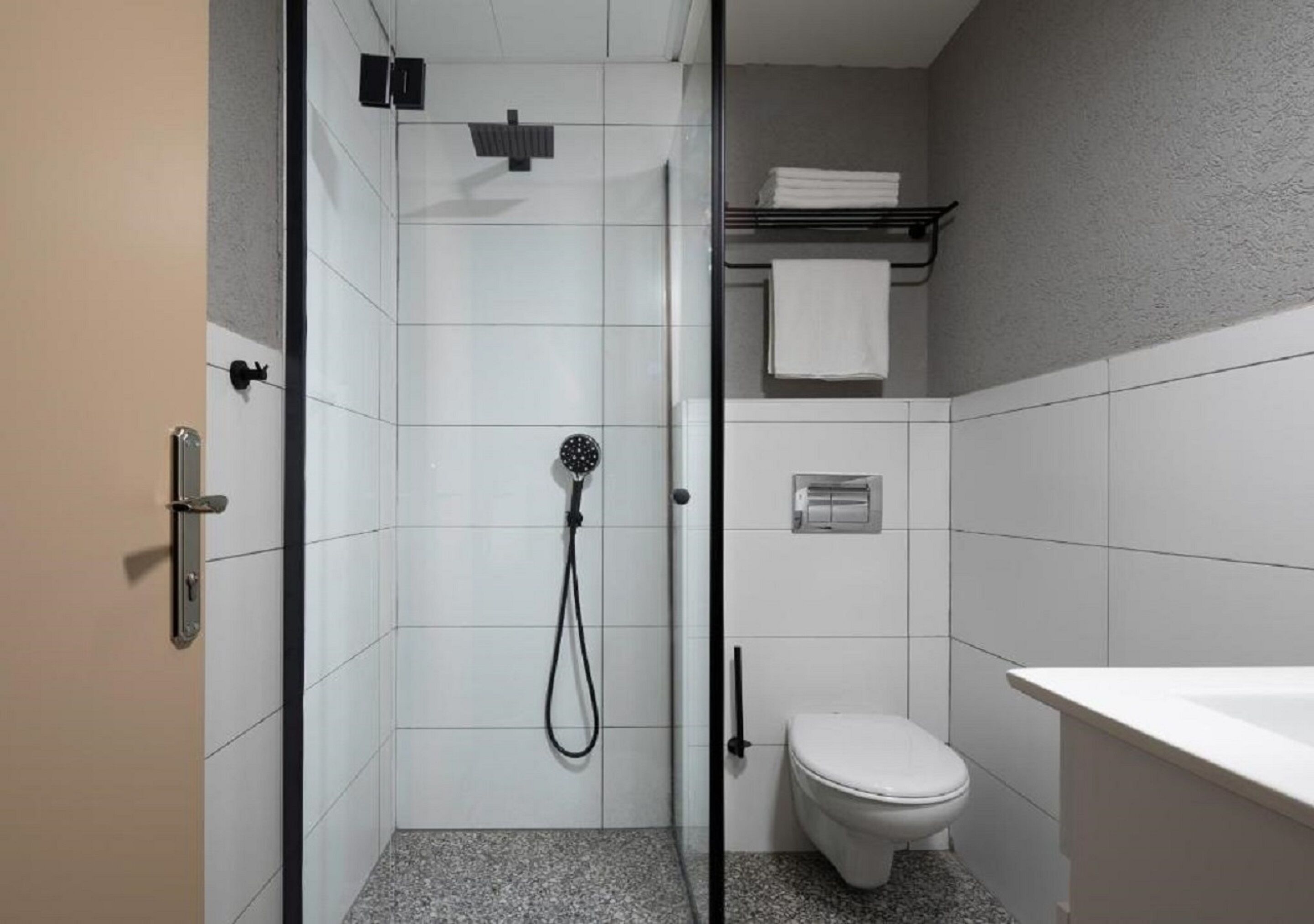 180 Boutique Hostel