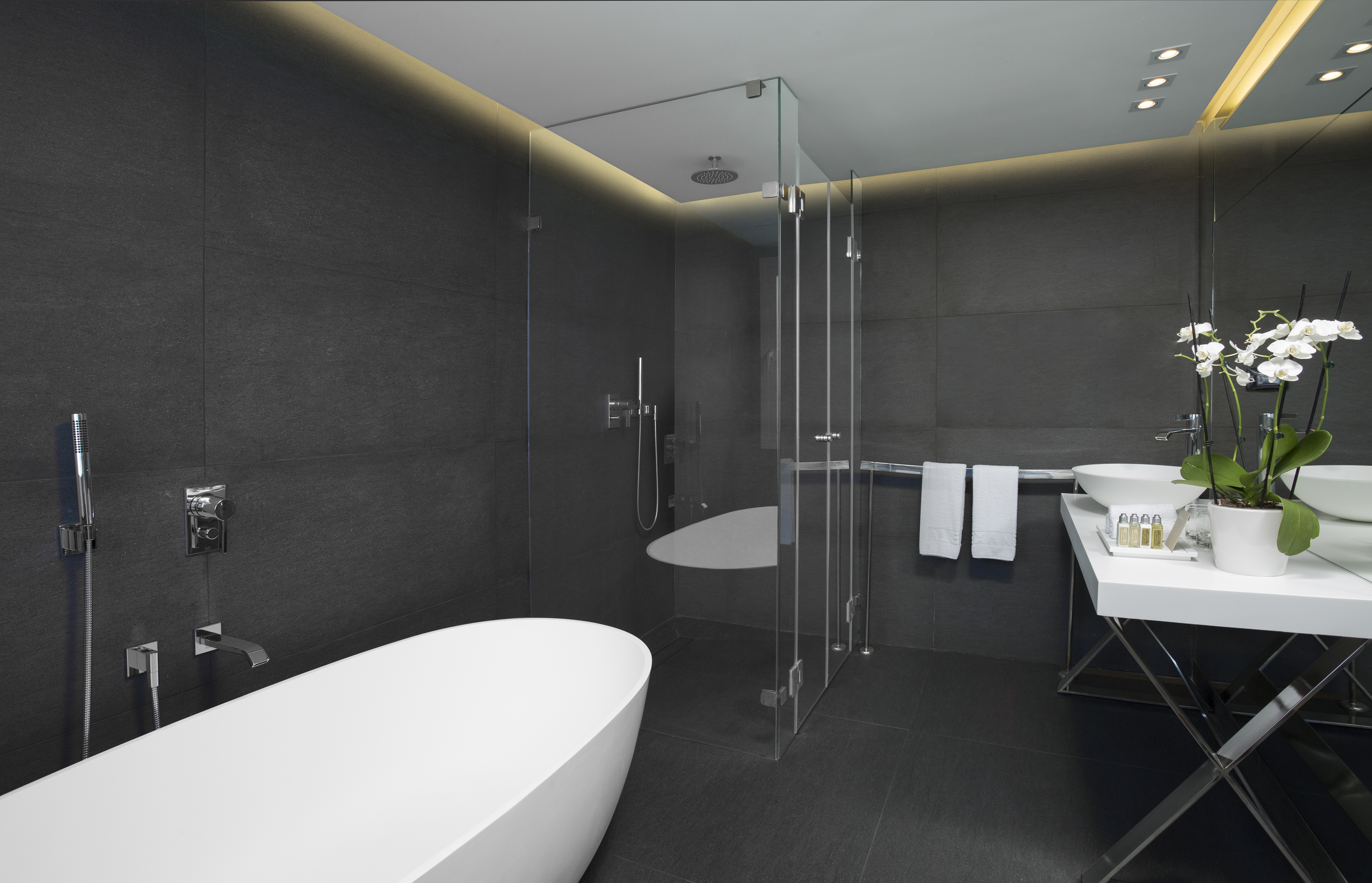 Alexander Hotel Tel Aviv