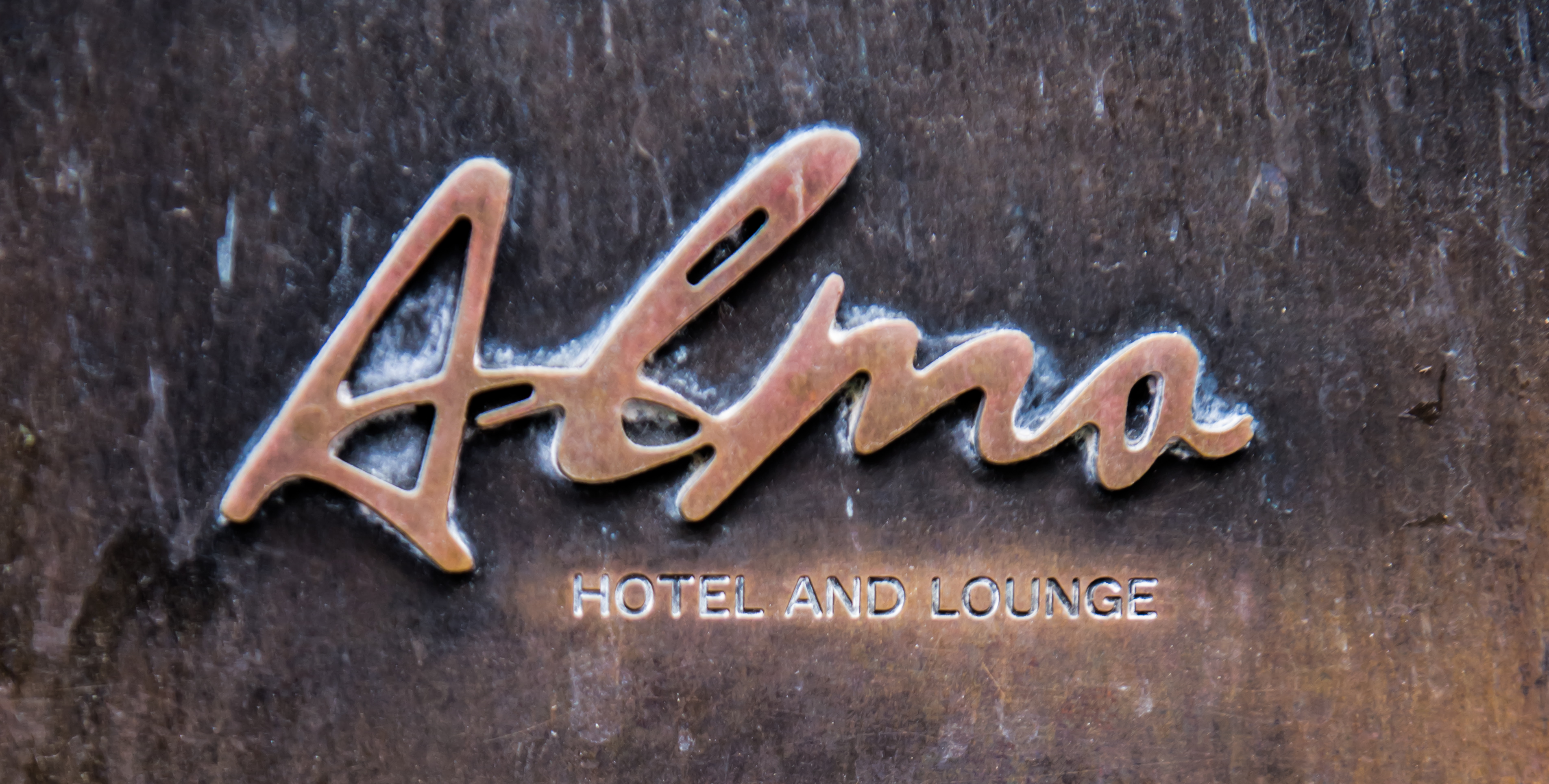 Alma Hotel and Lounge