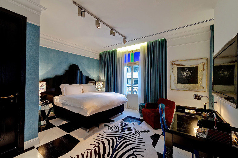 Alma Hotel and Lounge