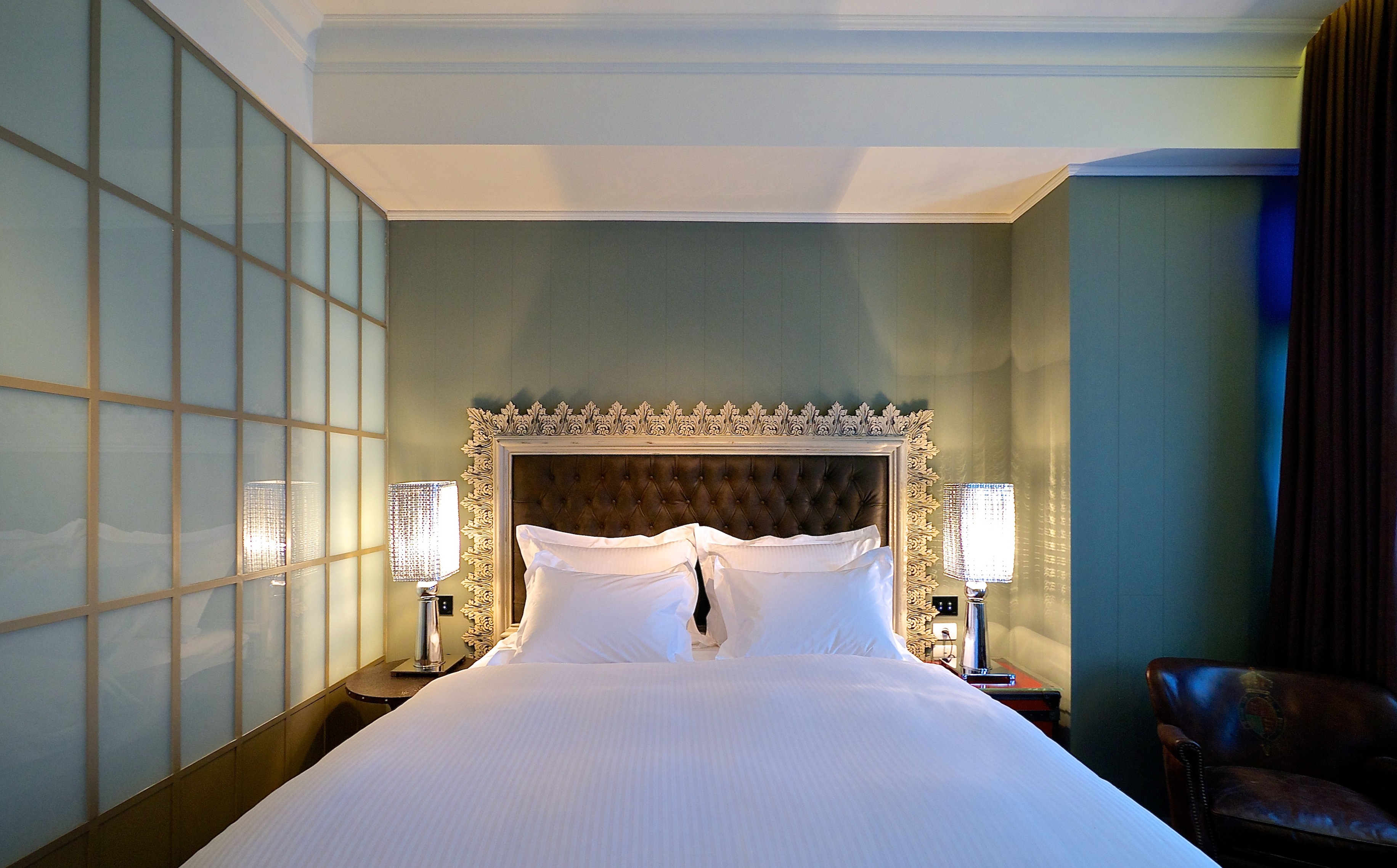 Alma Hotel and Lounge