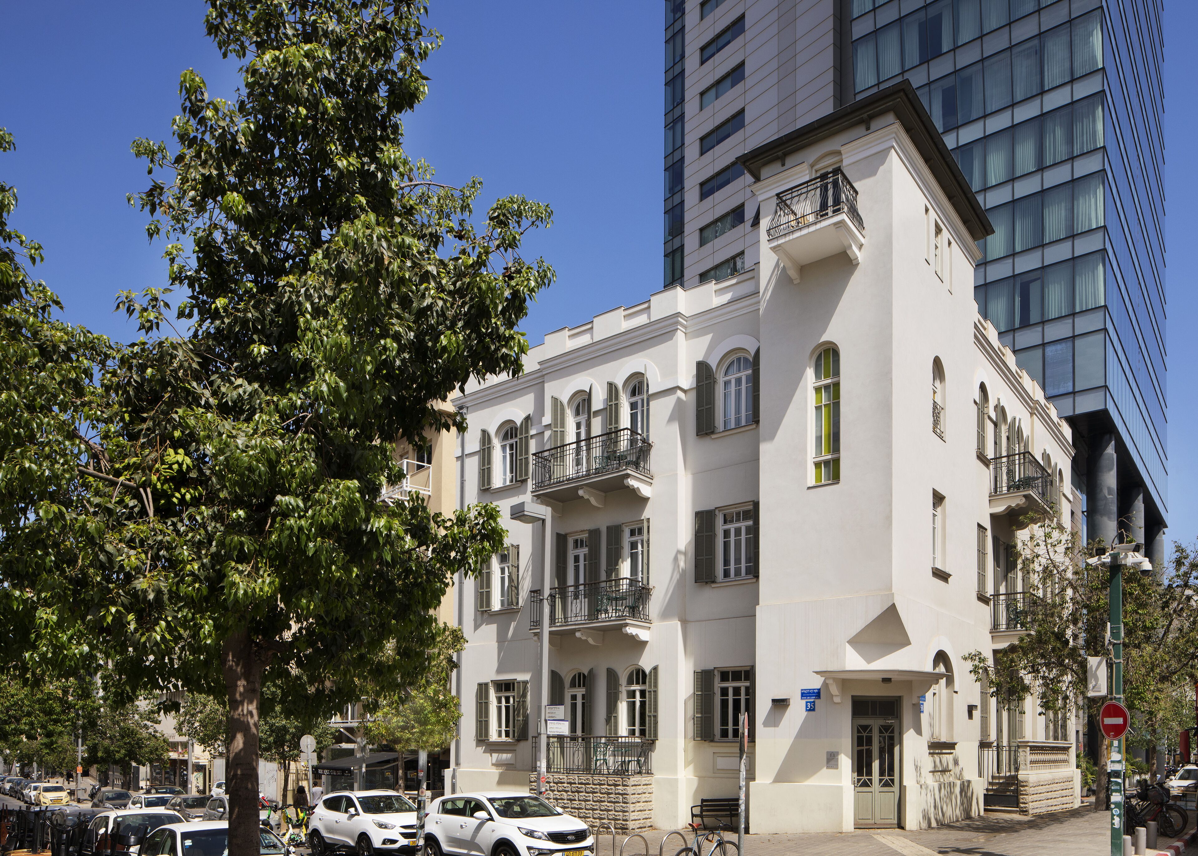 Bachar House by Fattal