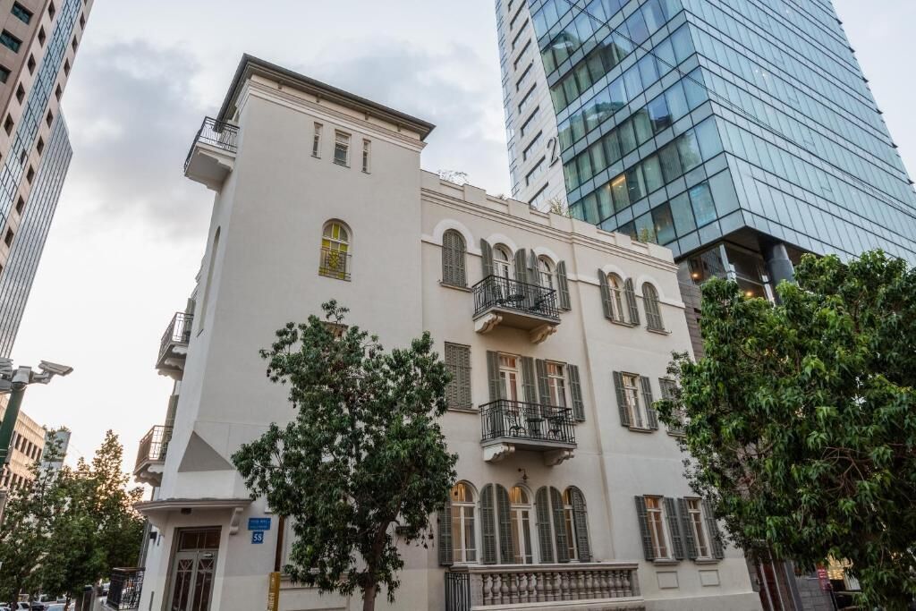 Bachar House by Fattal