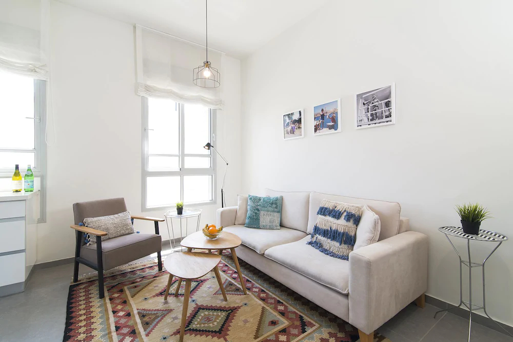 Bauhaus Boutique by TLV2rent