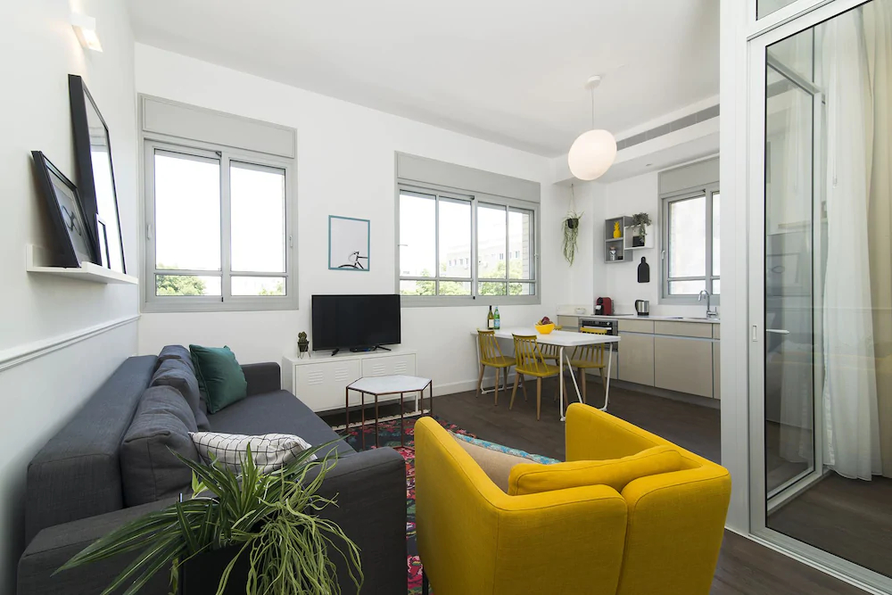 Bauhaus Boutique by TLV2rent