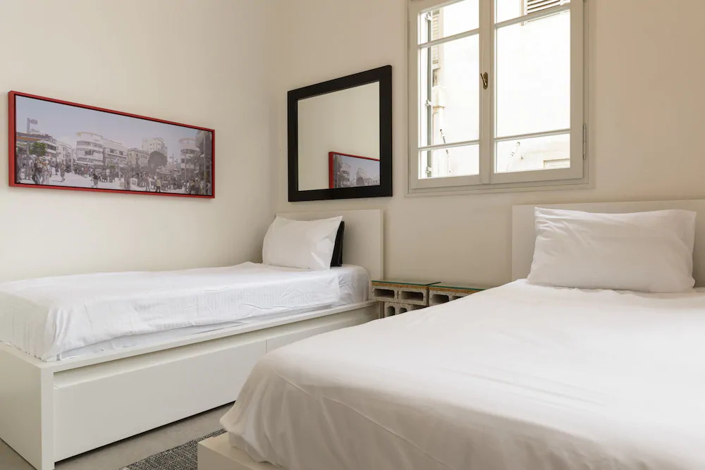 Bauhaus Boutique by TLV2rent