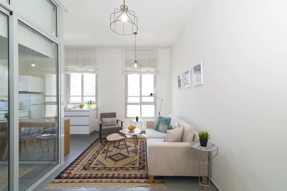 Bauhaus Boutique by TLV2rent