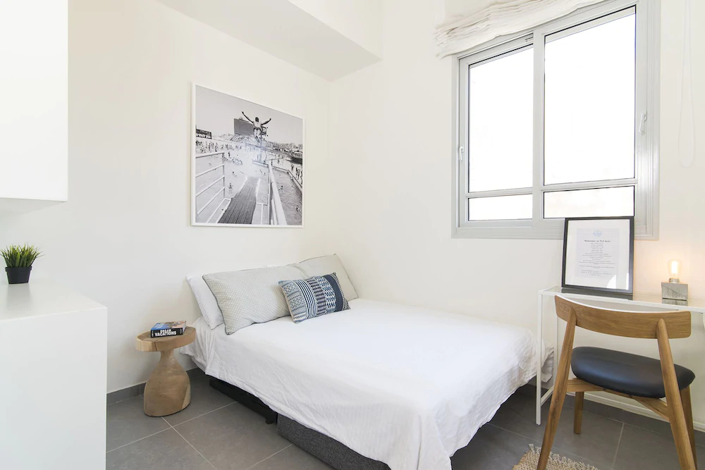 Bauhaus Boutique by TLV2rent