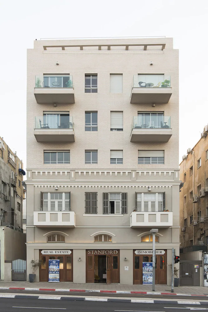 Bauhaus Boutique by TLV2rent