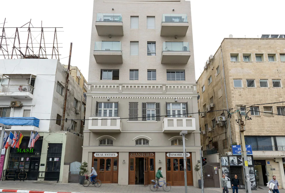 Bauhaus Boutique by TLV2rent