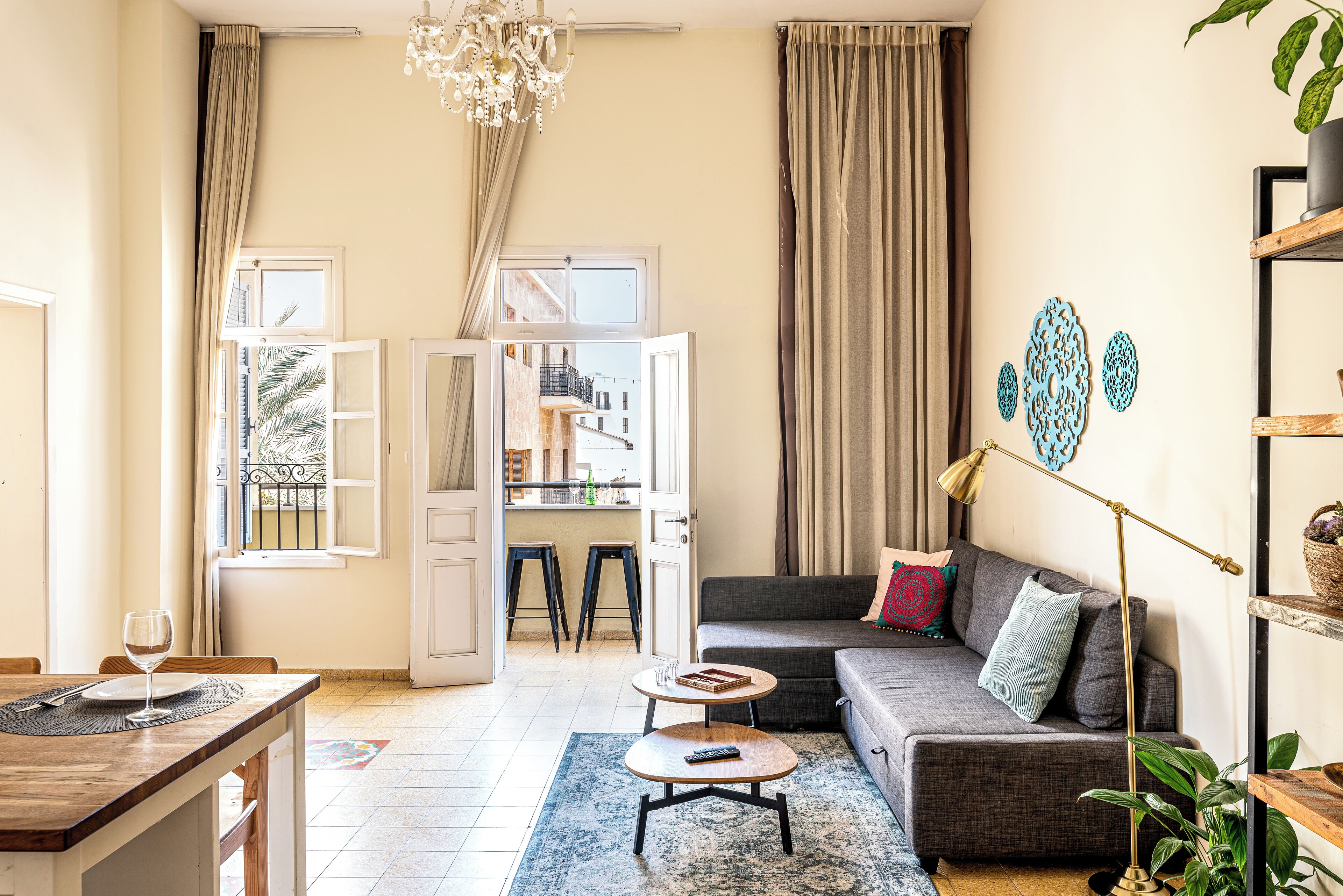 Blondie Jaffa Aparthotel