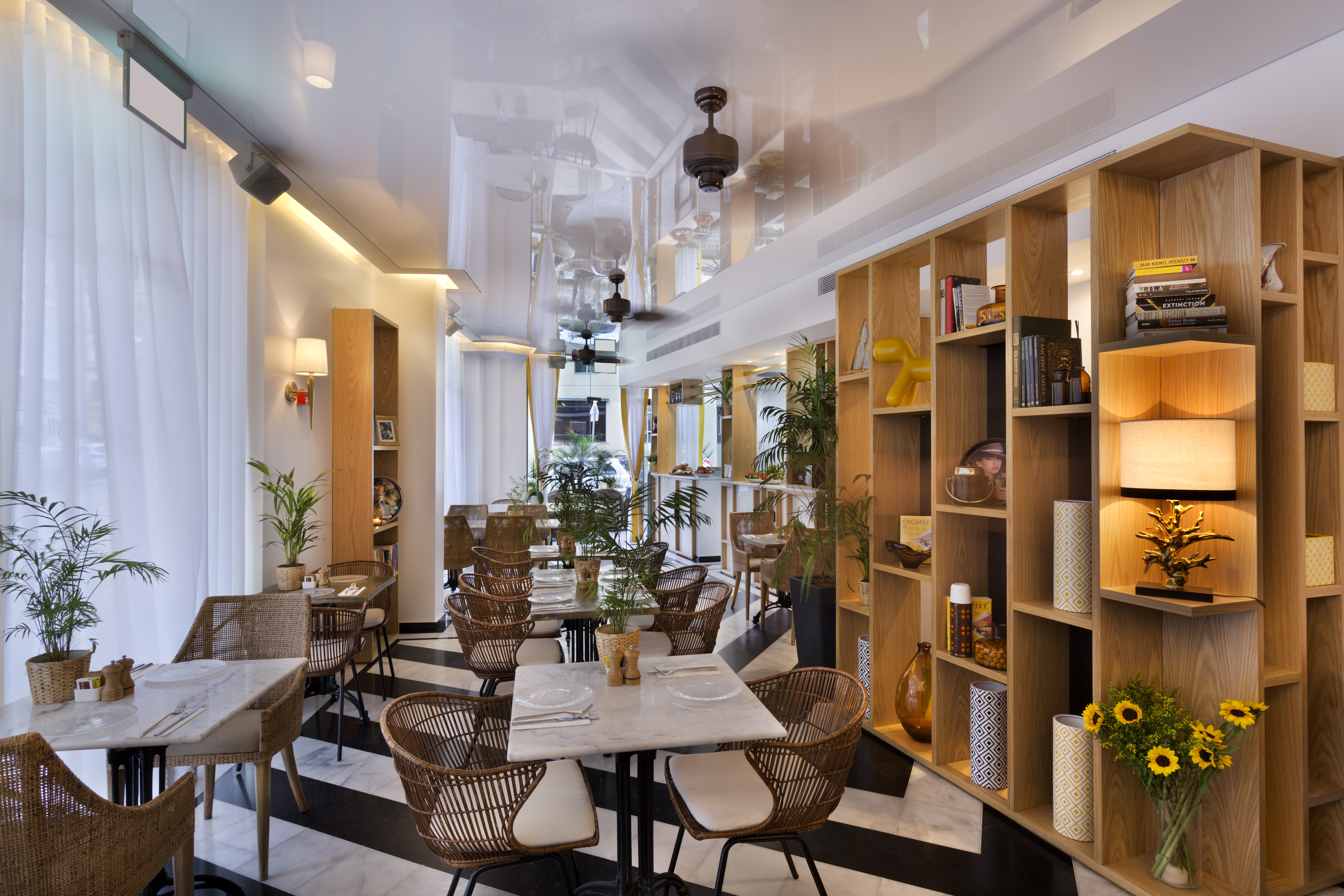 Brown Beach House Tel Aviv