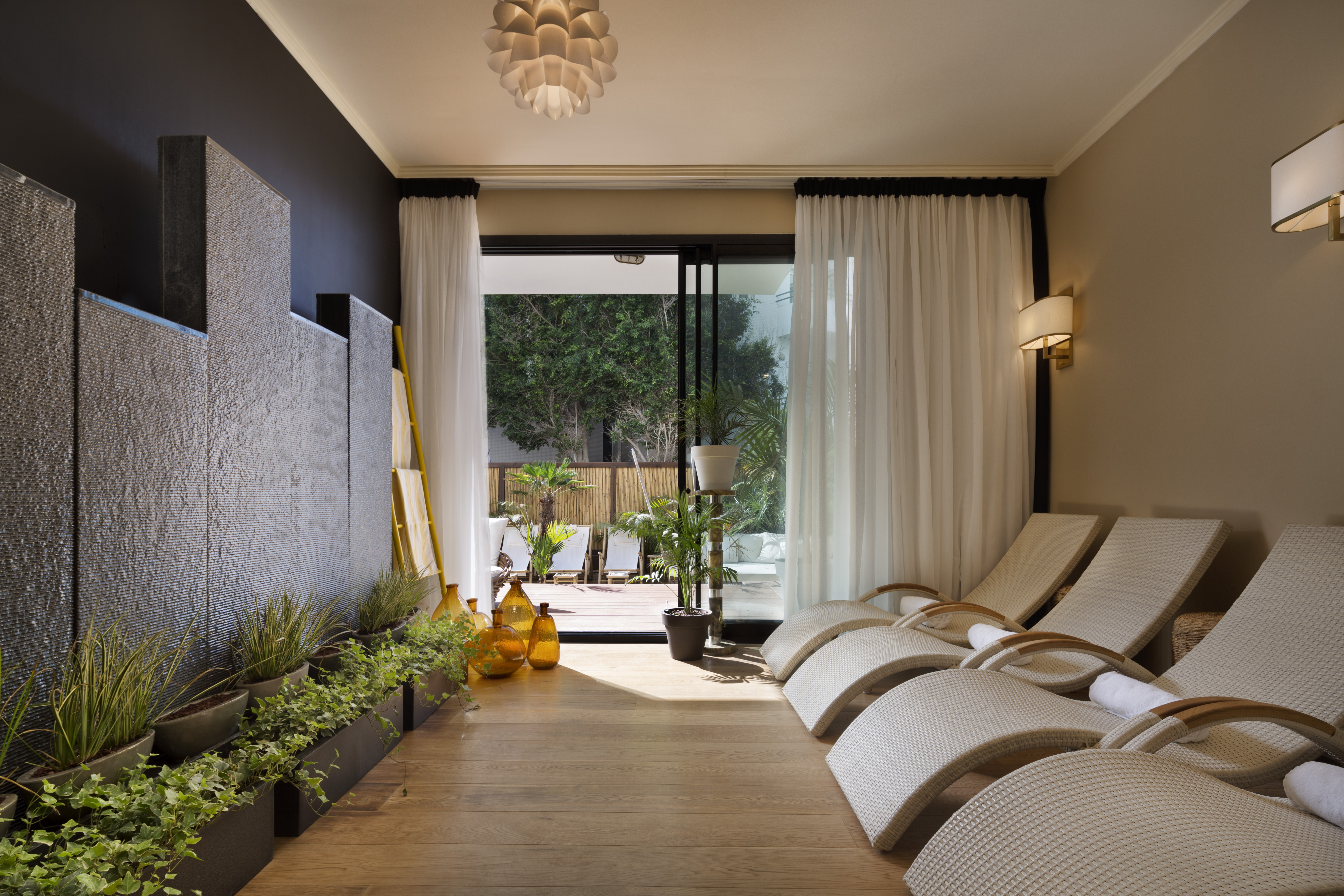 Brown Beach House Tel Aviv
