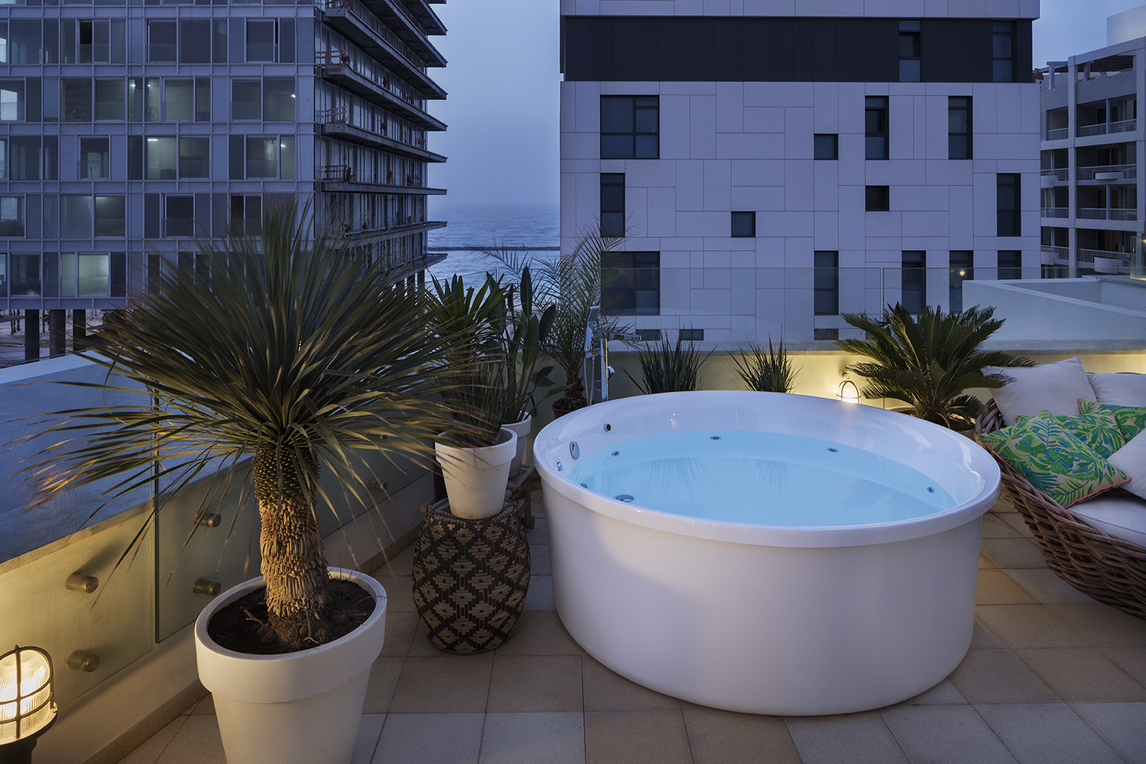 Brown Beach House Tel Aviv
