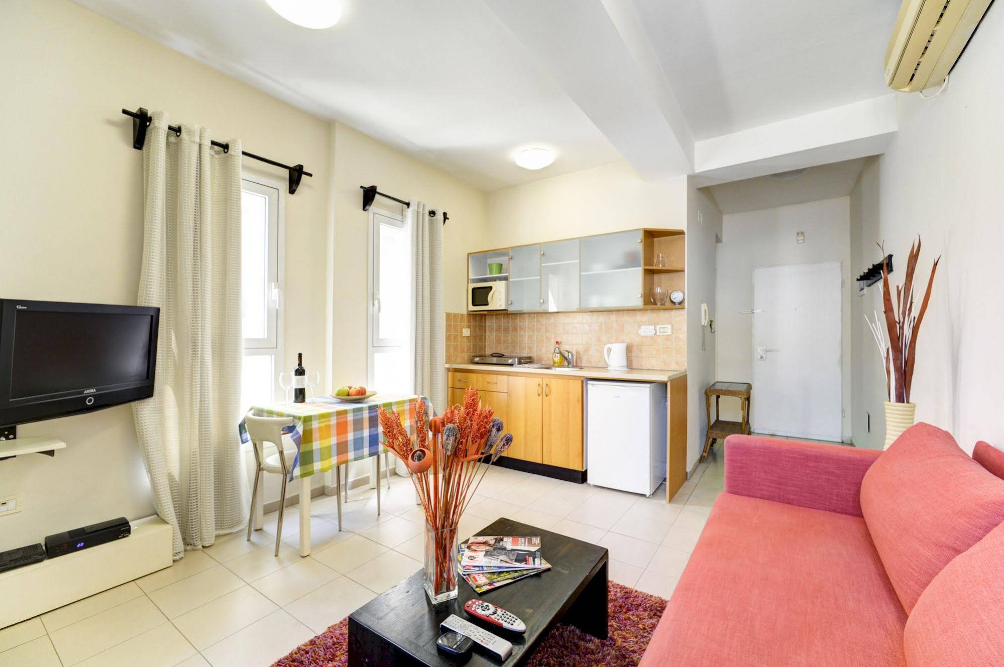 Dinami Holiday Apartments