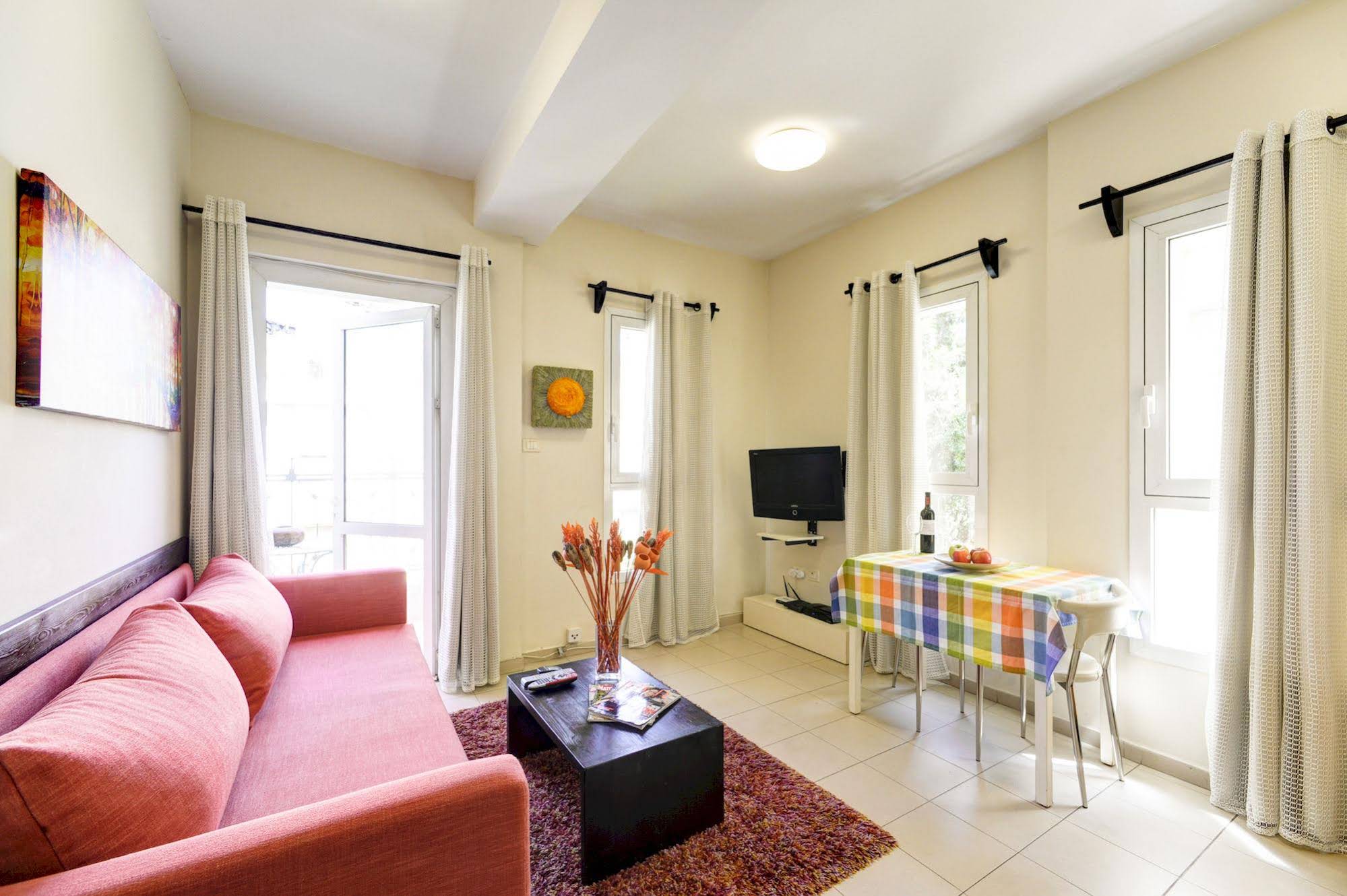 Dinami Holiday Apartments
