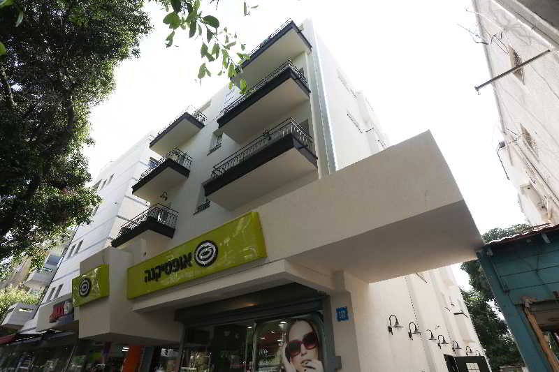 Dizengoff Avenue Hotel
