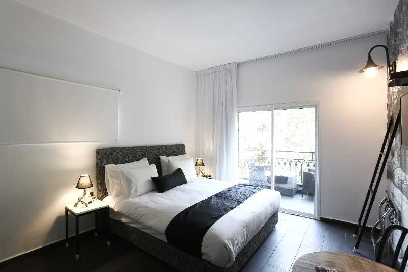 Dizengoff Avenue Hotel