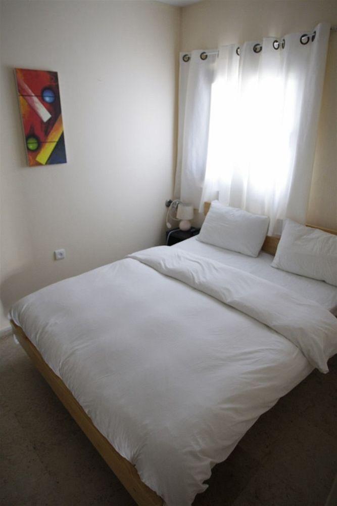 Dizengoff Beach Apartments