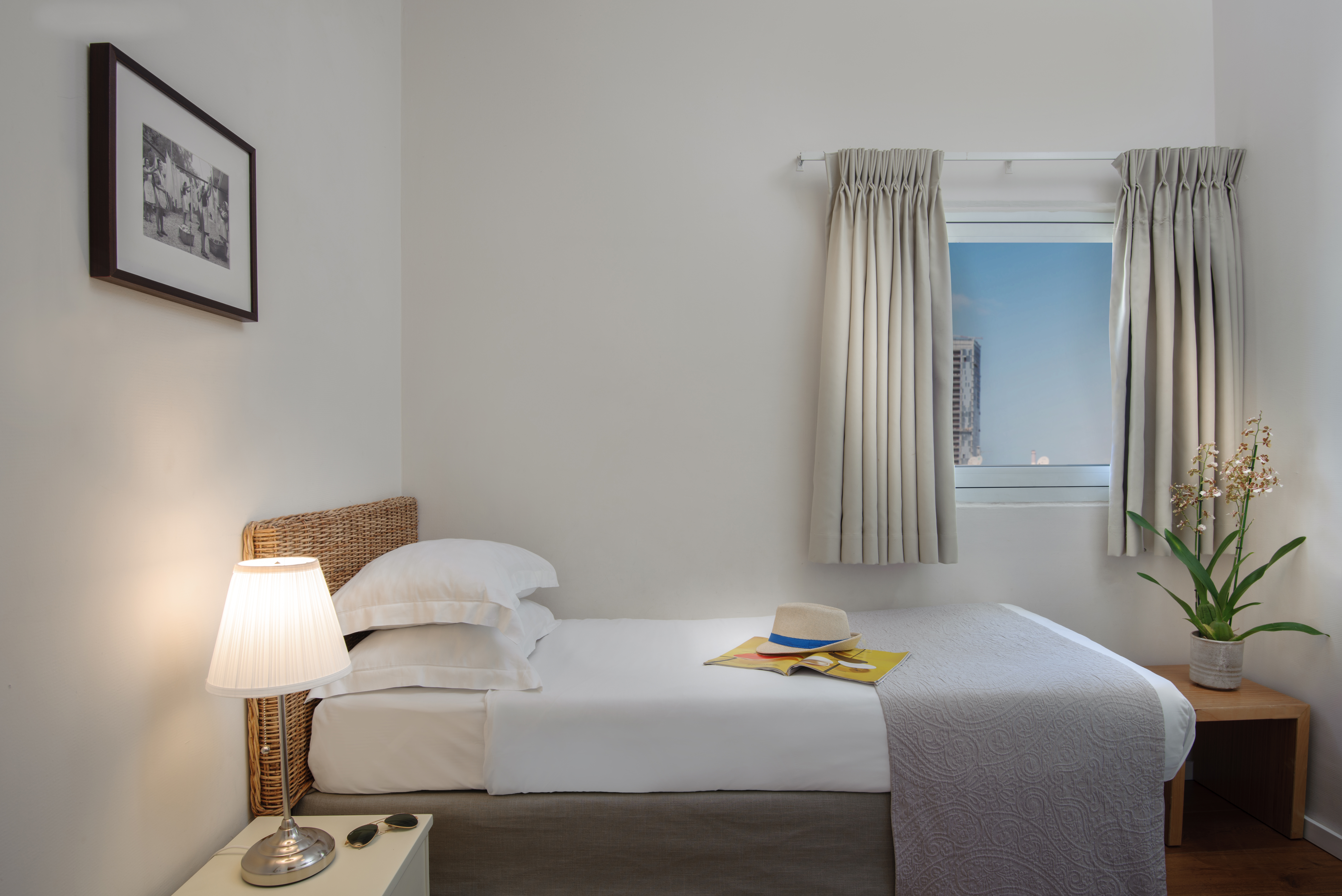 Dizengoff Suites