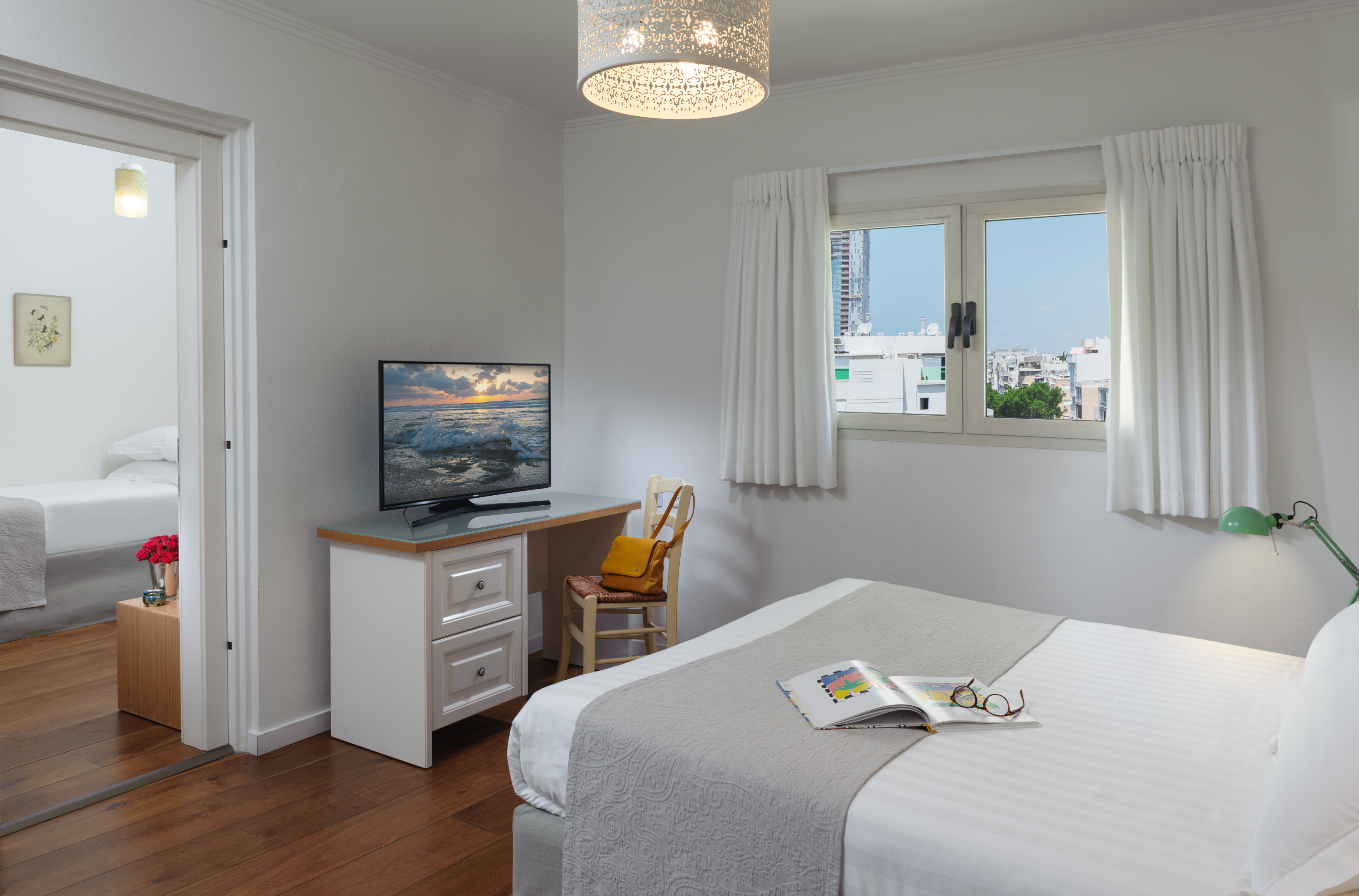 Dizengoff Suites
