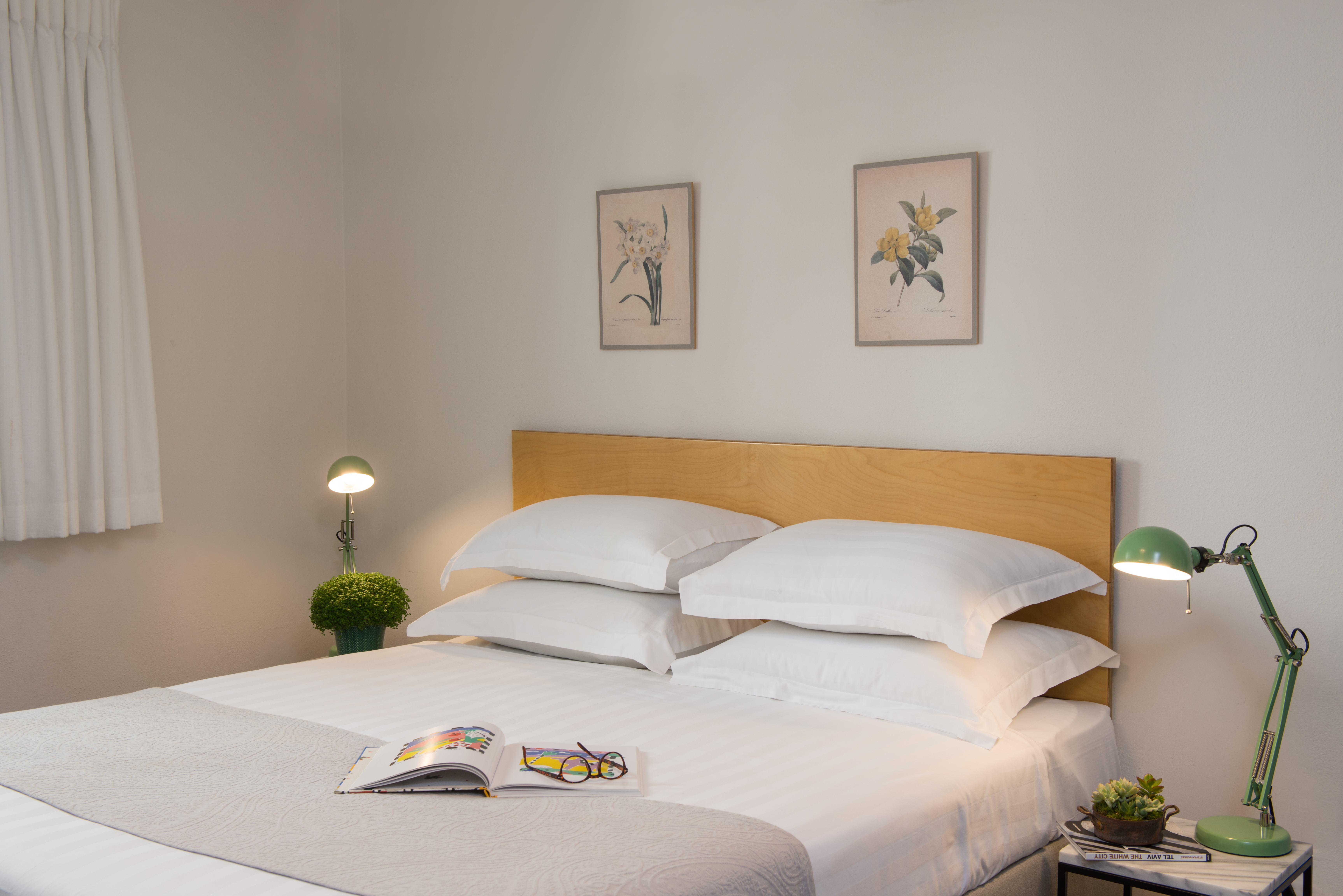 Dizengoff Suites