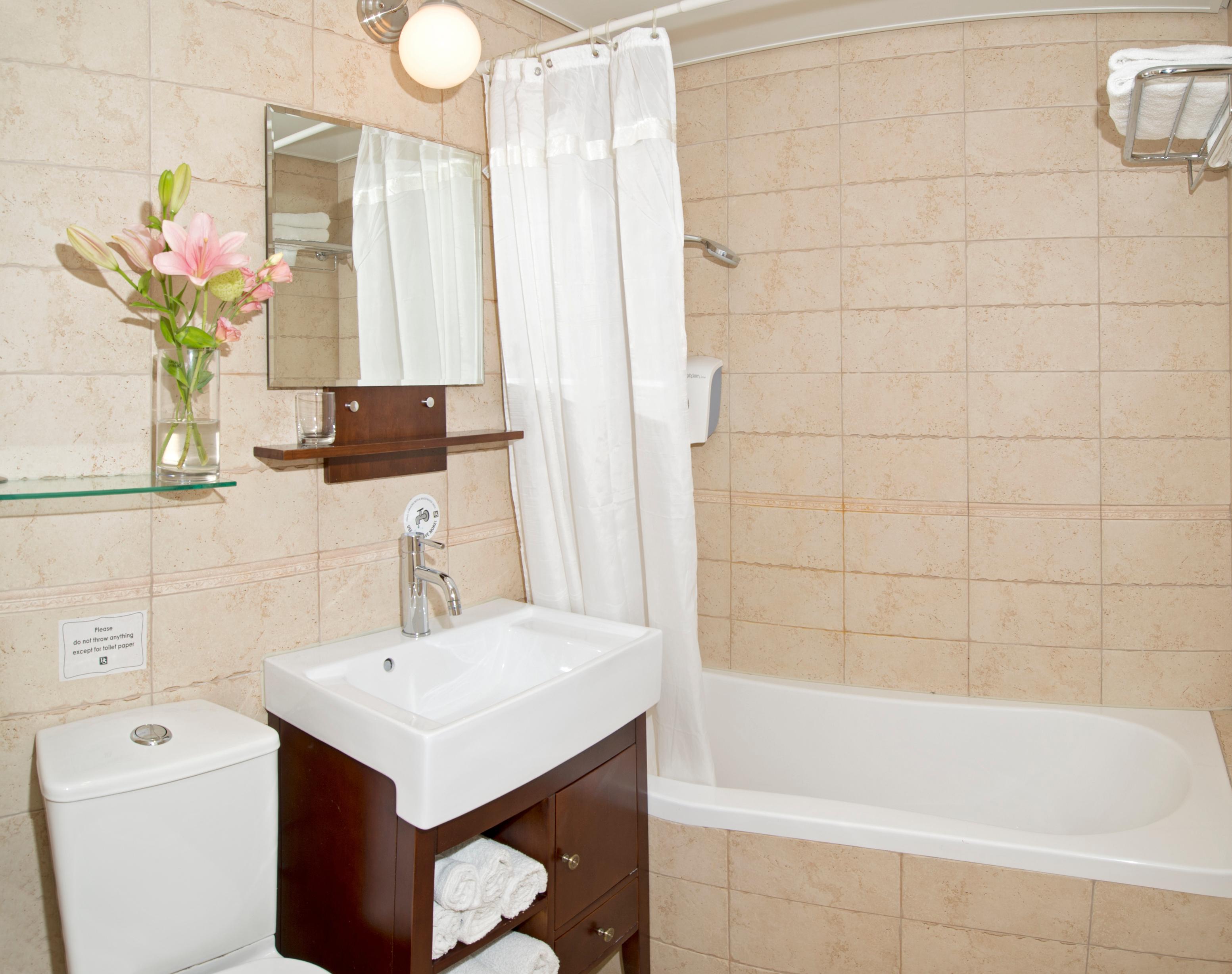 Dizengoff Suites