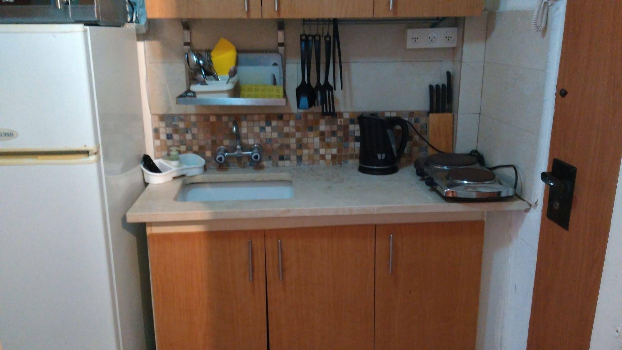 Elena Apartments