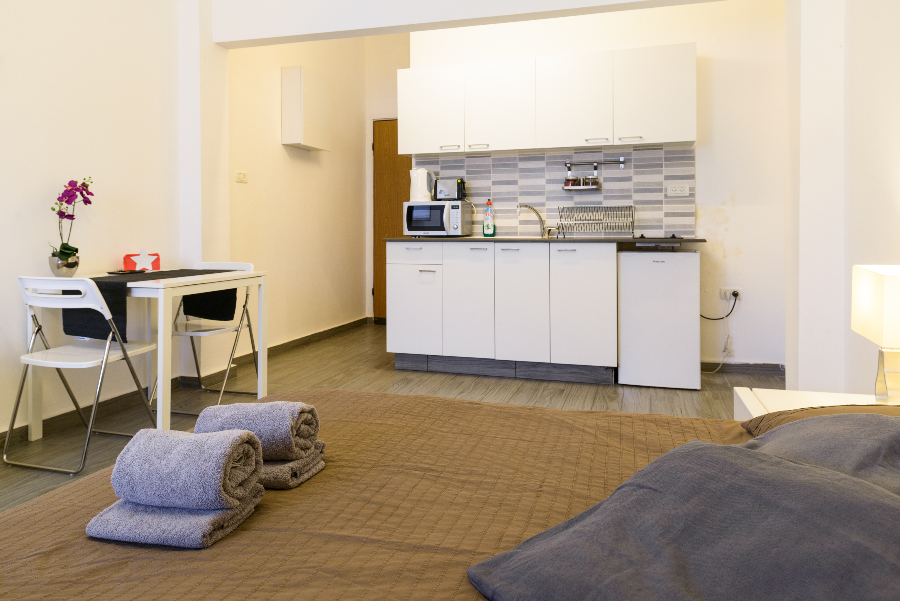 Frishman Apartments