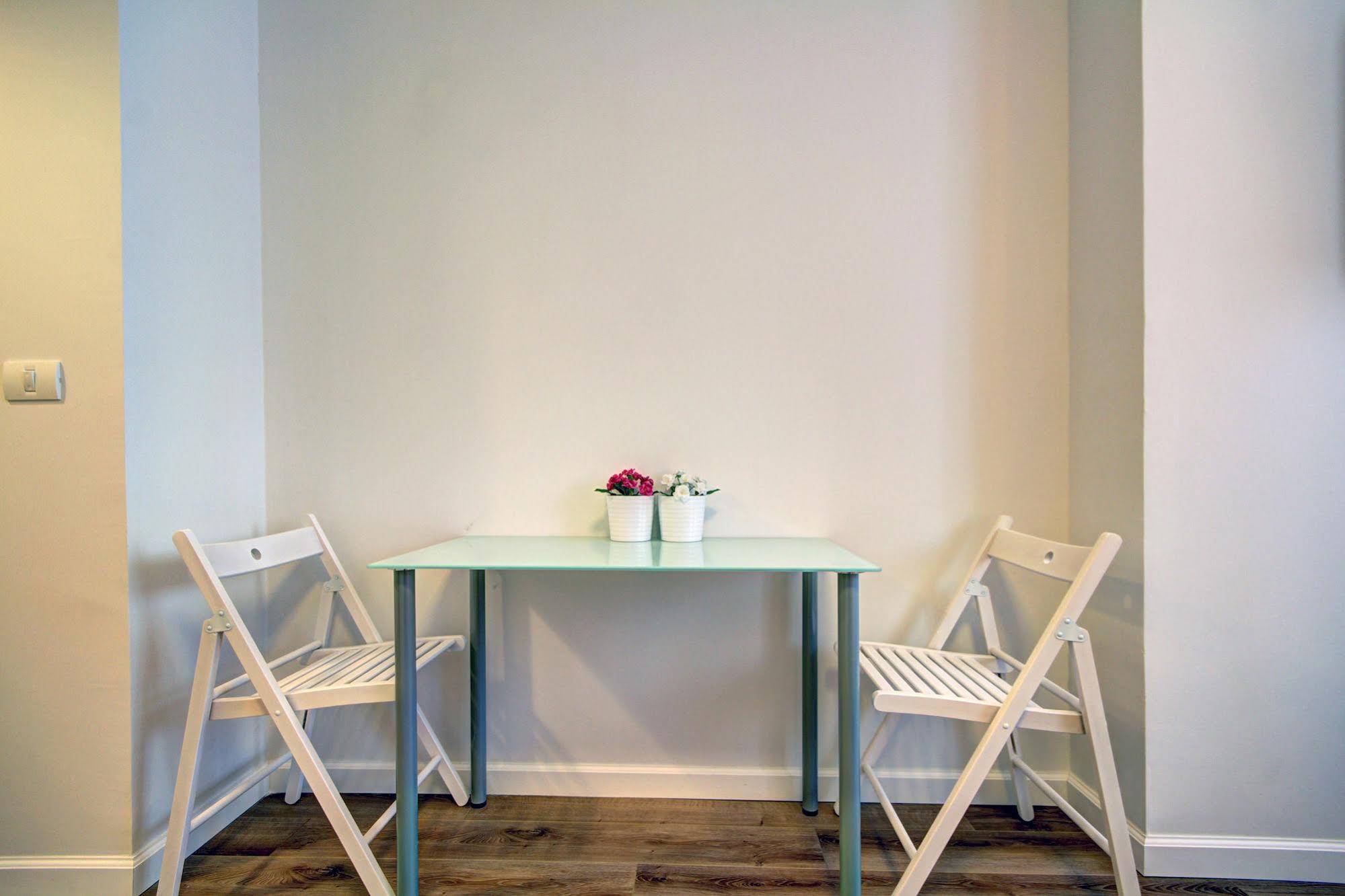 Geula Beach Boutique Apartments