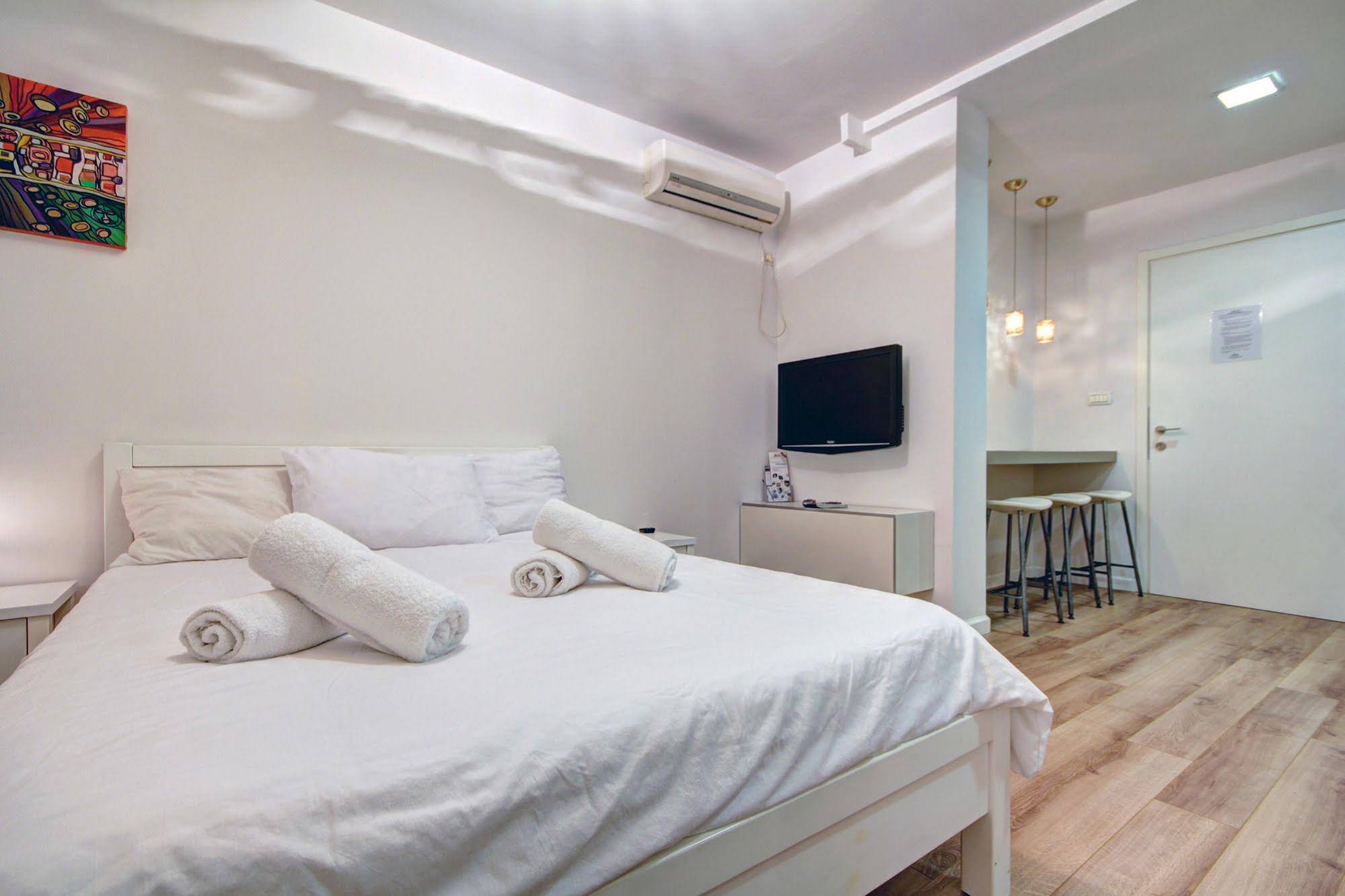 Geula Beach Boutique Apartments