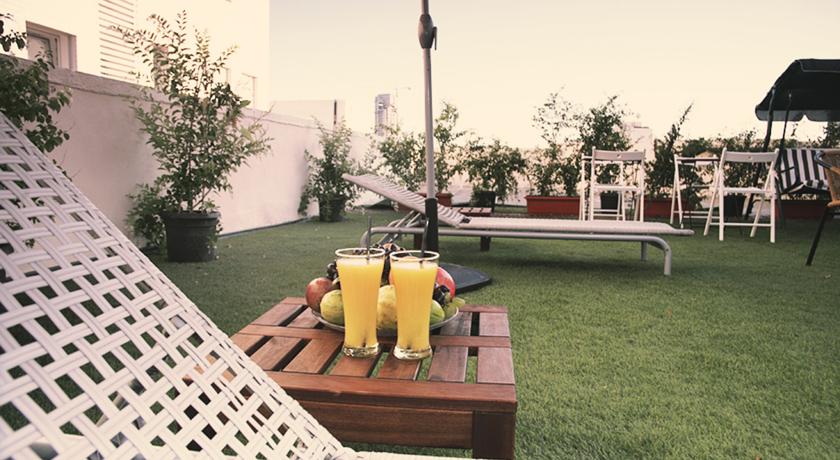 Lenis Hotel